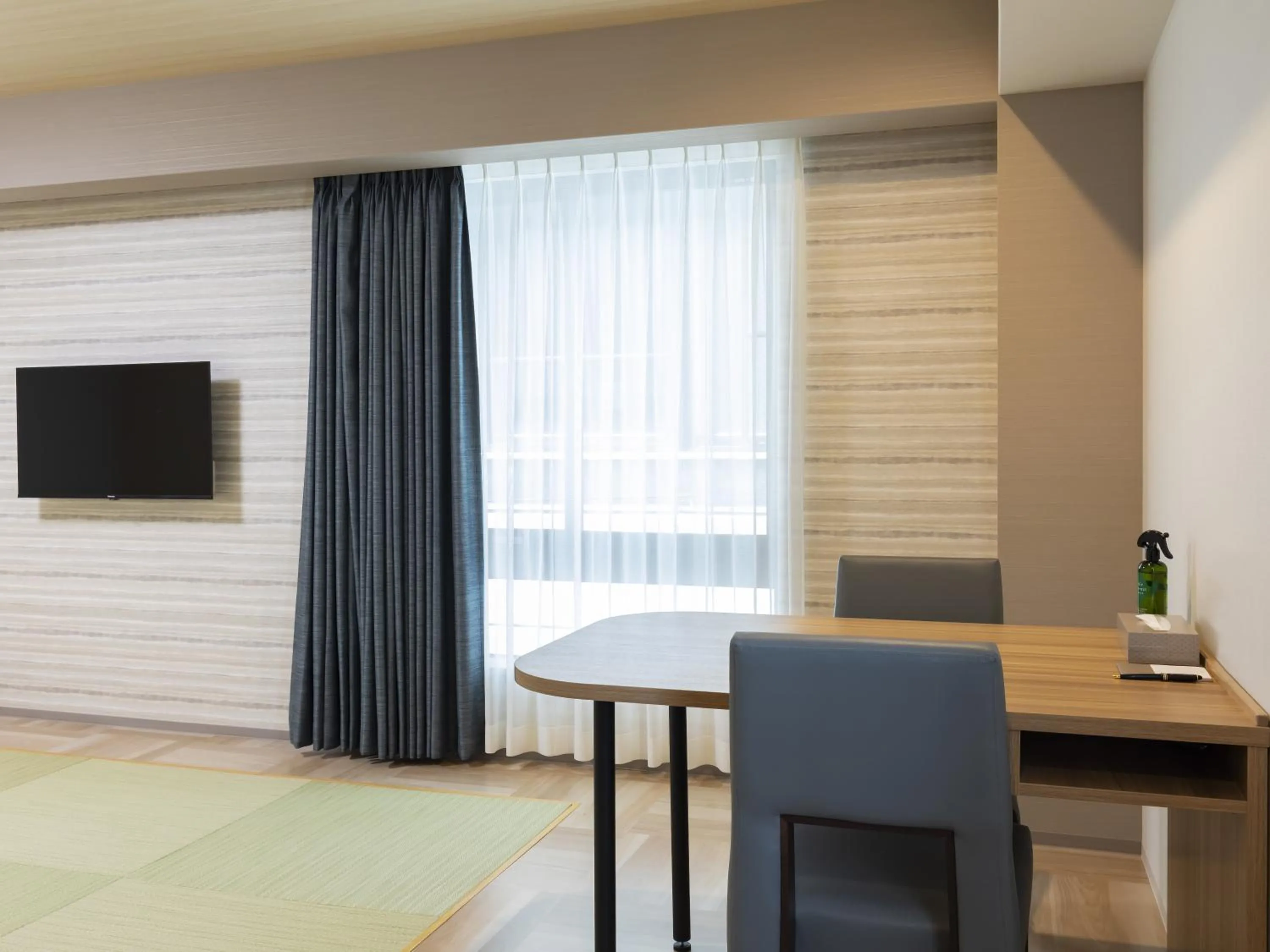 Dining area in Kyoto Plaza Hotel Kintetsu Jujo