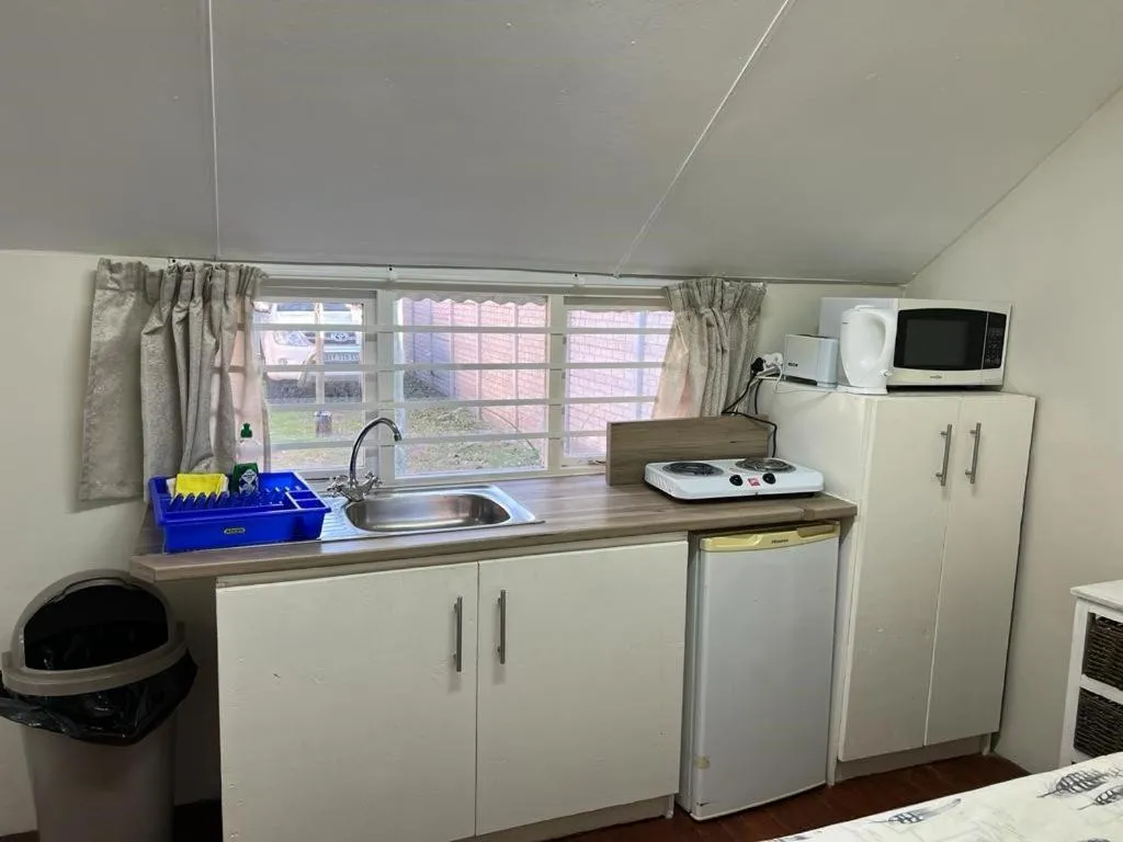 Albatross Beach Guest House