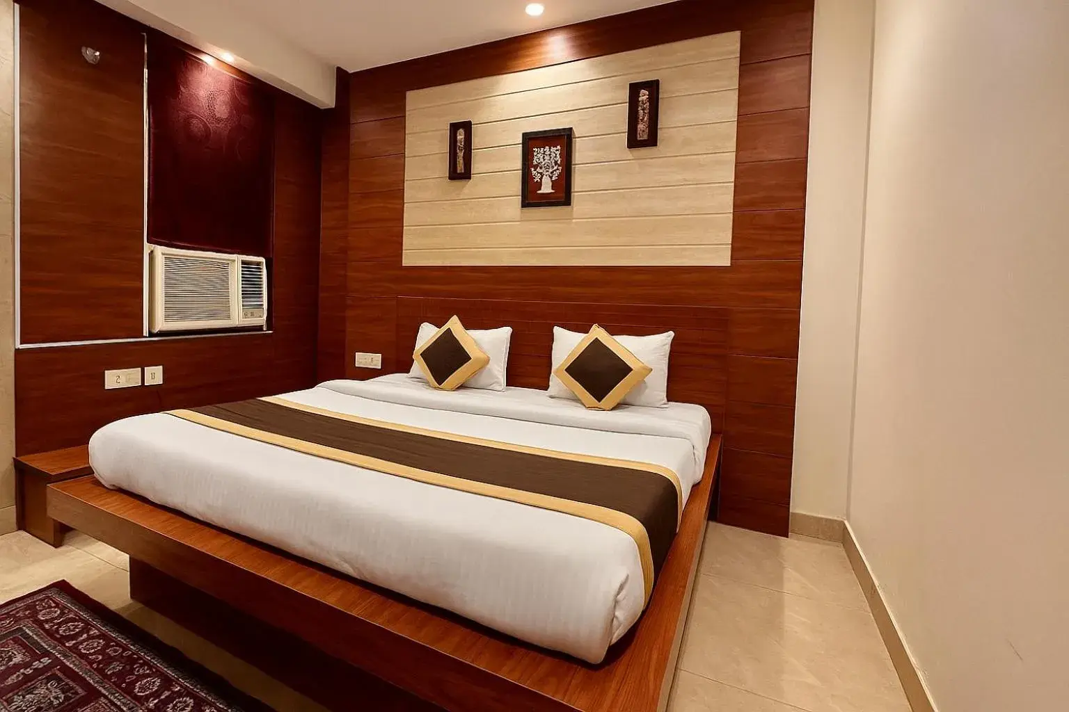 Bed in Amaira Hotels & Banquets Near Vaishali Metro Station Bed in Amaira Hotels & Banquets Near Vaishali Metro Station
