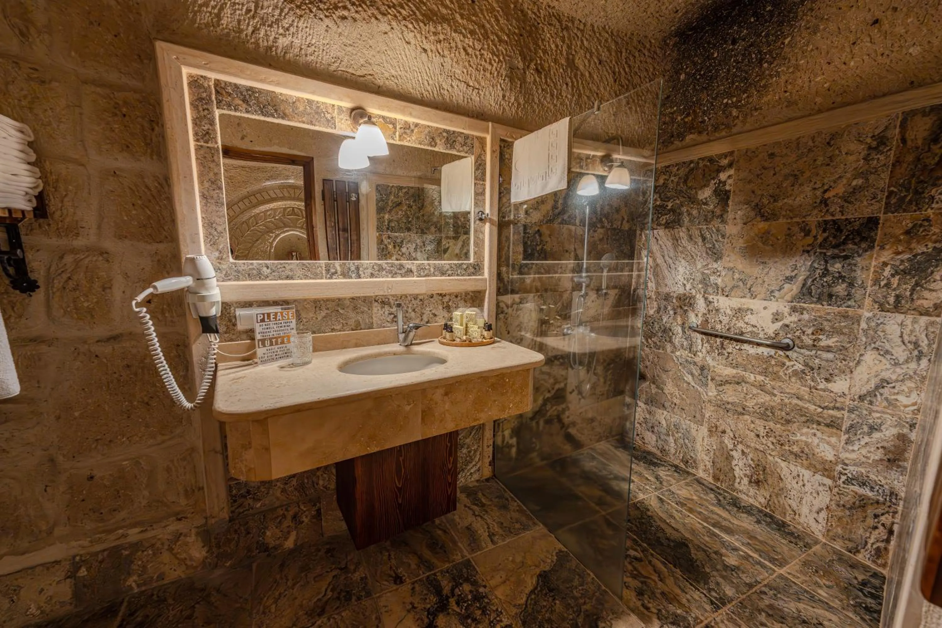 Shower in Osmanbey Cave House