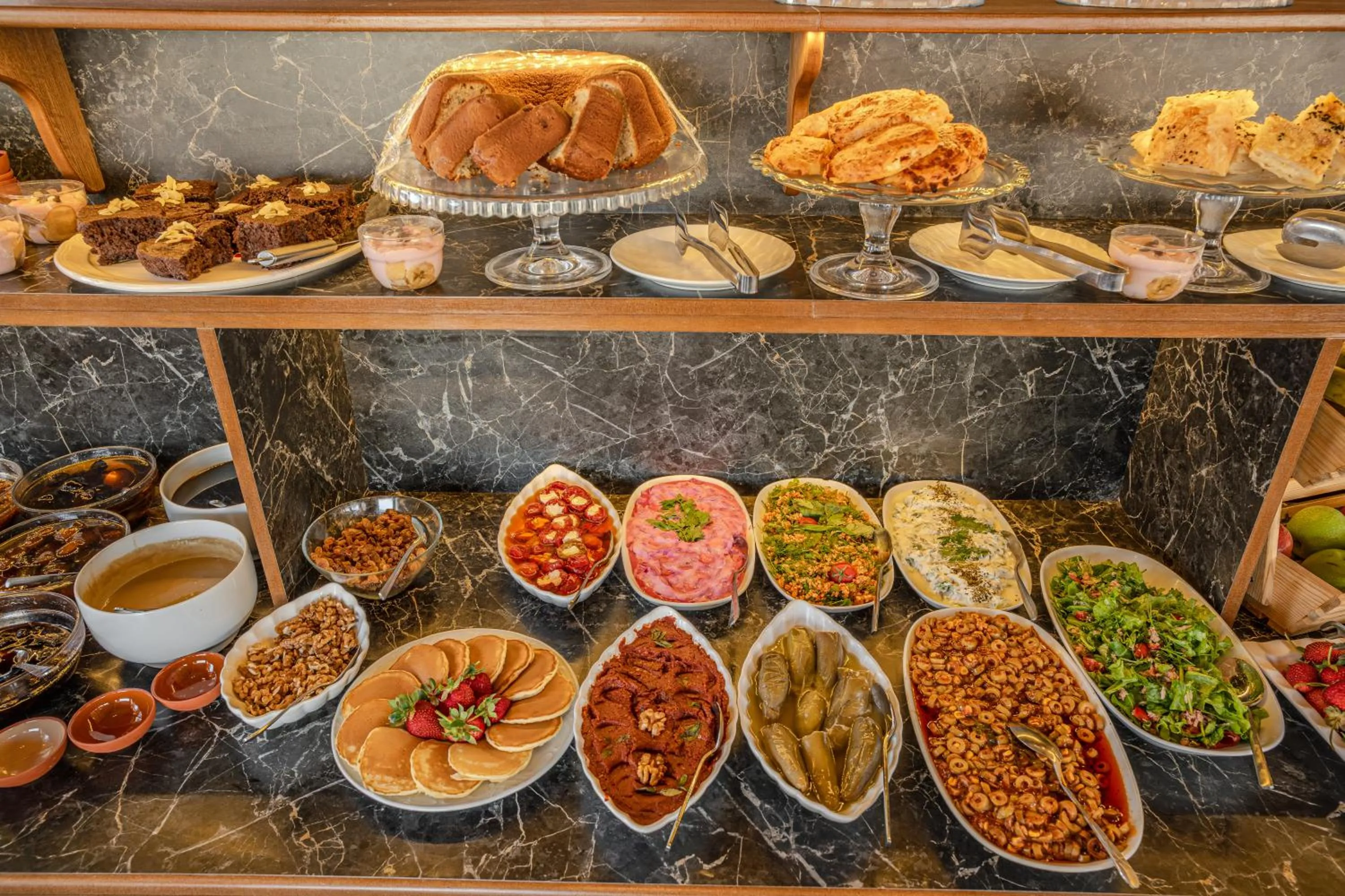 Food and drinks in Osmanbey Cave House