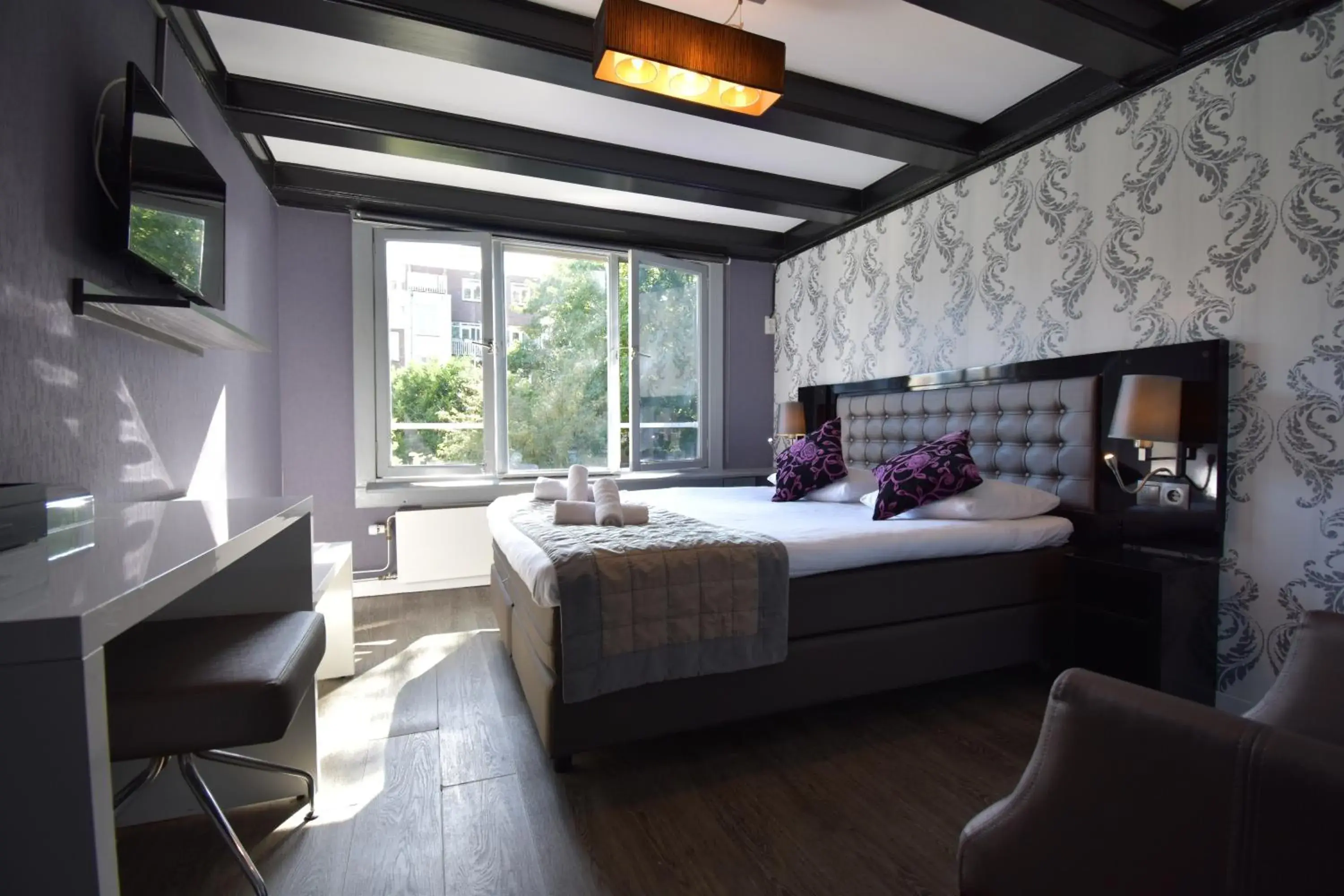 Bed in Hotel Hermitage Amsterdam Bed in Hotel Hermitage Amsterdam