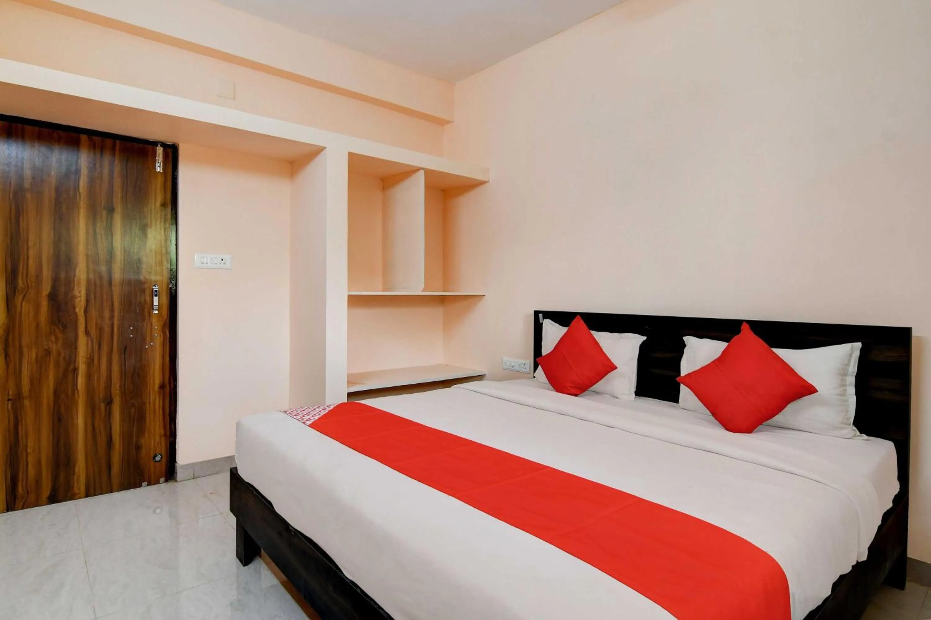 Bedroom in Hotel O Flagship S S Guesthouse