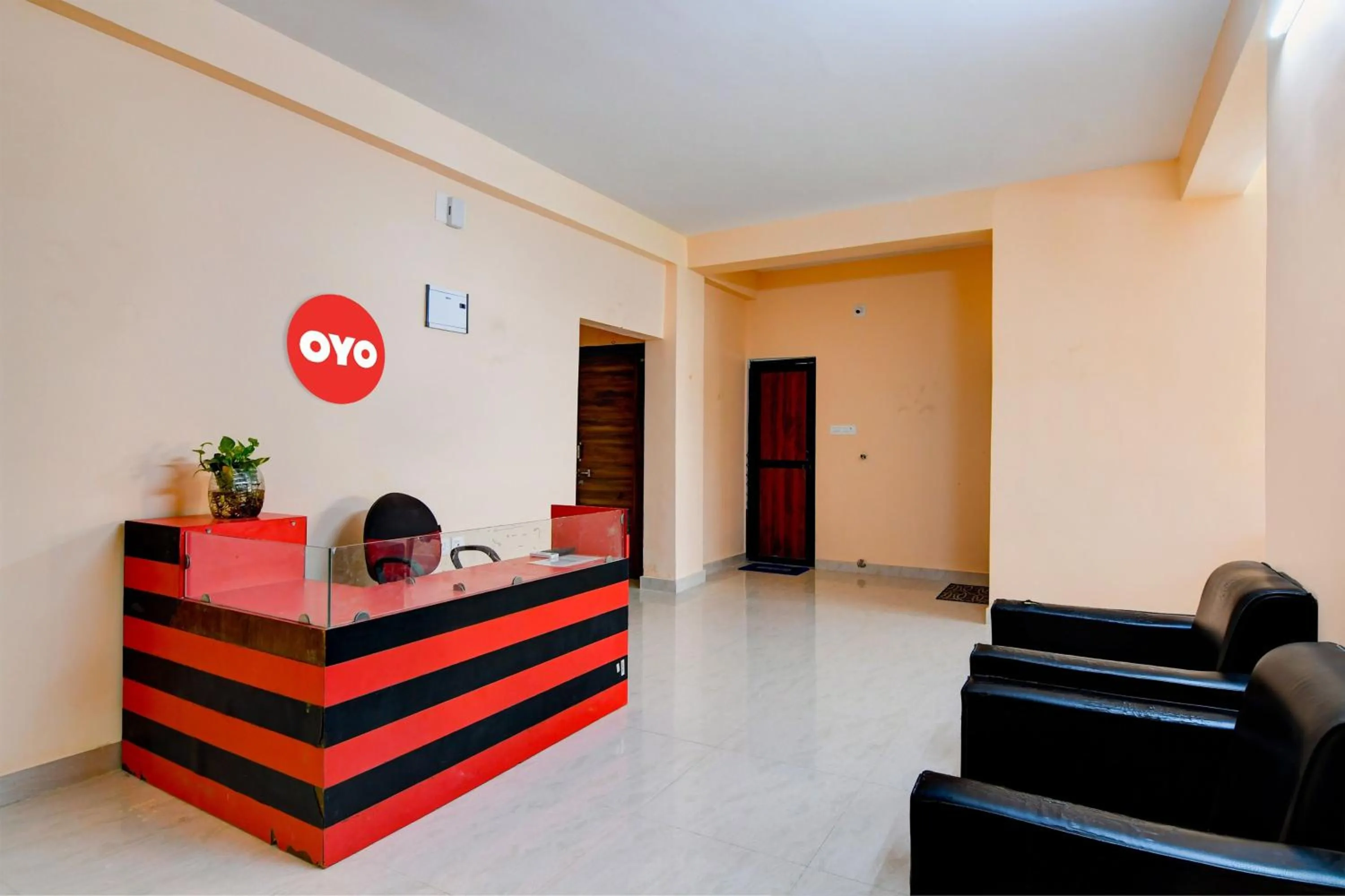 Lobby or reception in Hotel O Flagship S S Guesthouse