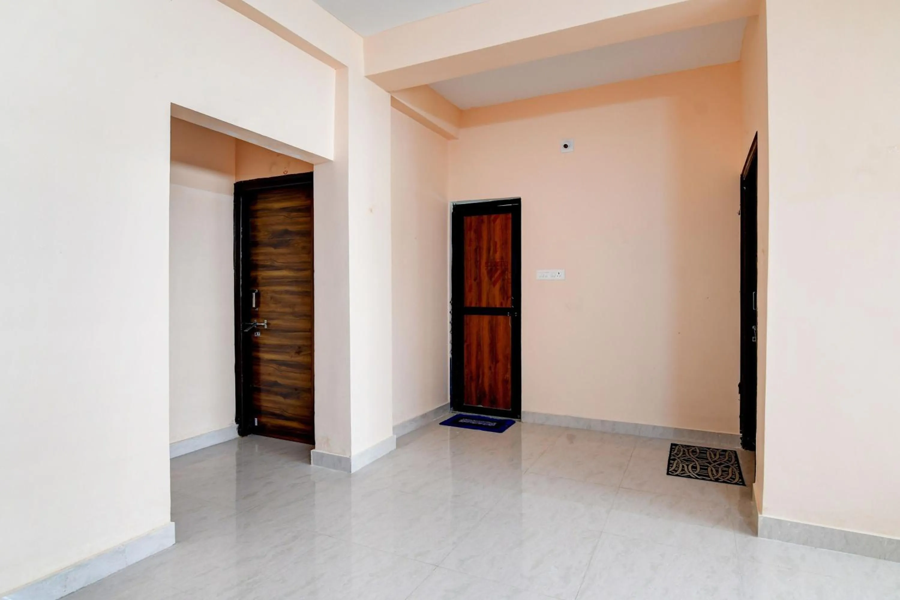 Lobby or reception in Hotel O Flagship S S Guesthouse