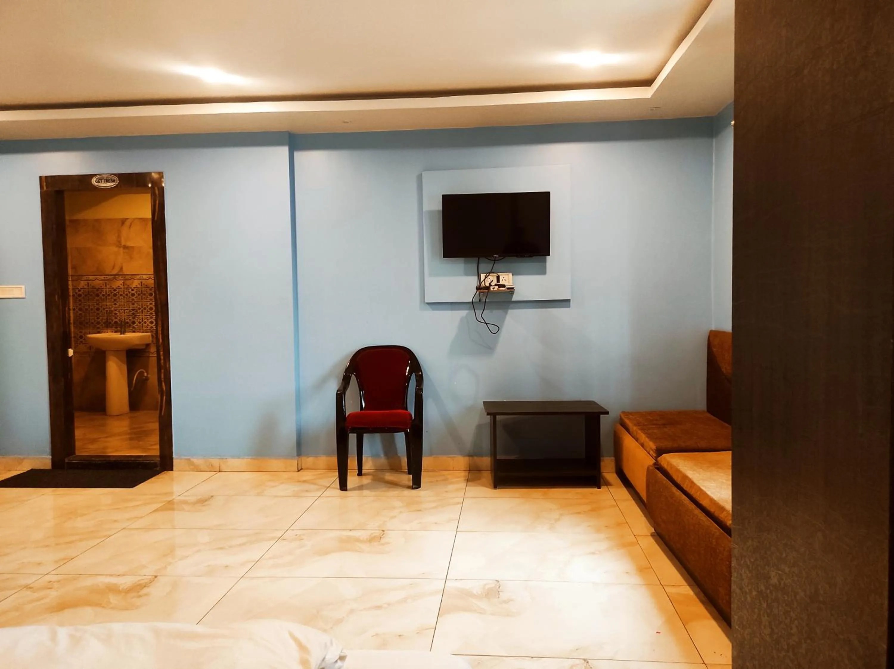 TV and multimedia in Hotel Bhagwani Palace