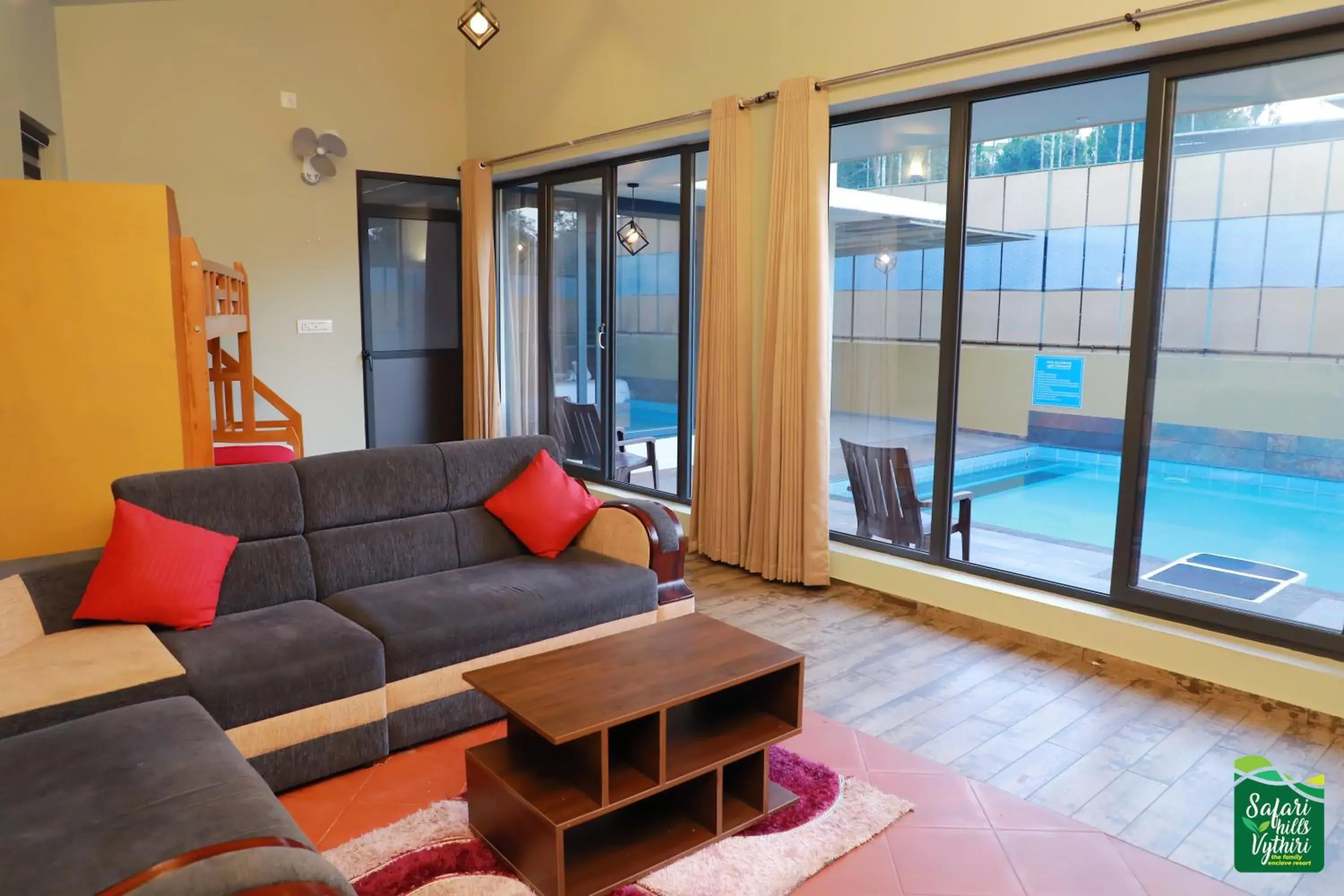 Villa with Private Pool in Safari Hills Villa with Private Pool in Safari Hills