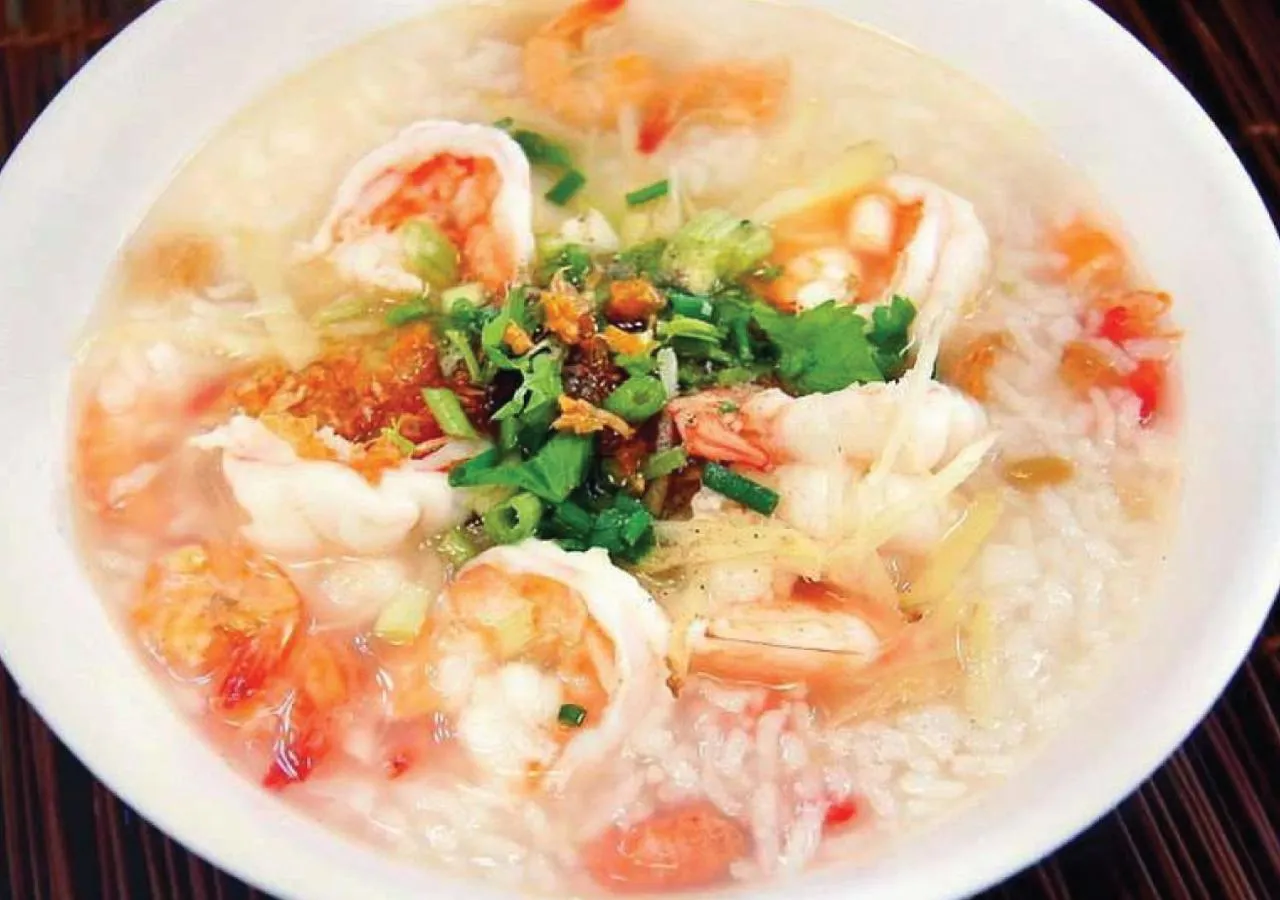 Food and drinks in The Ngam Kho Resort