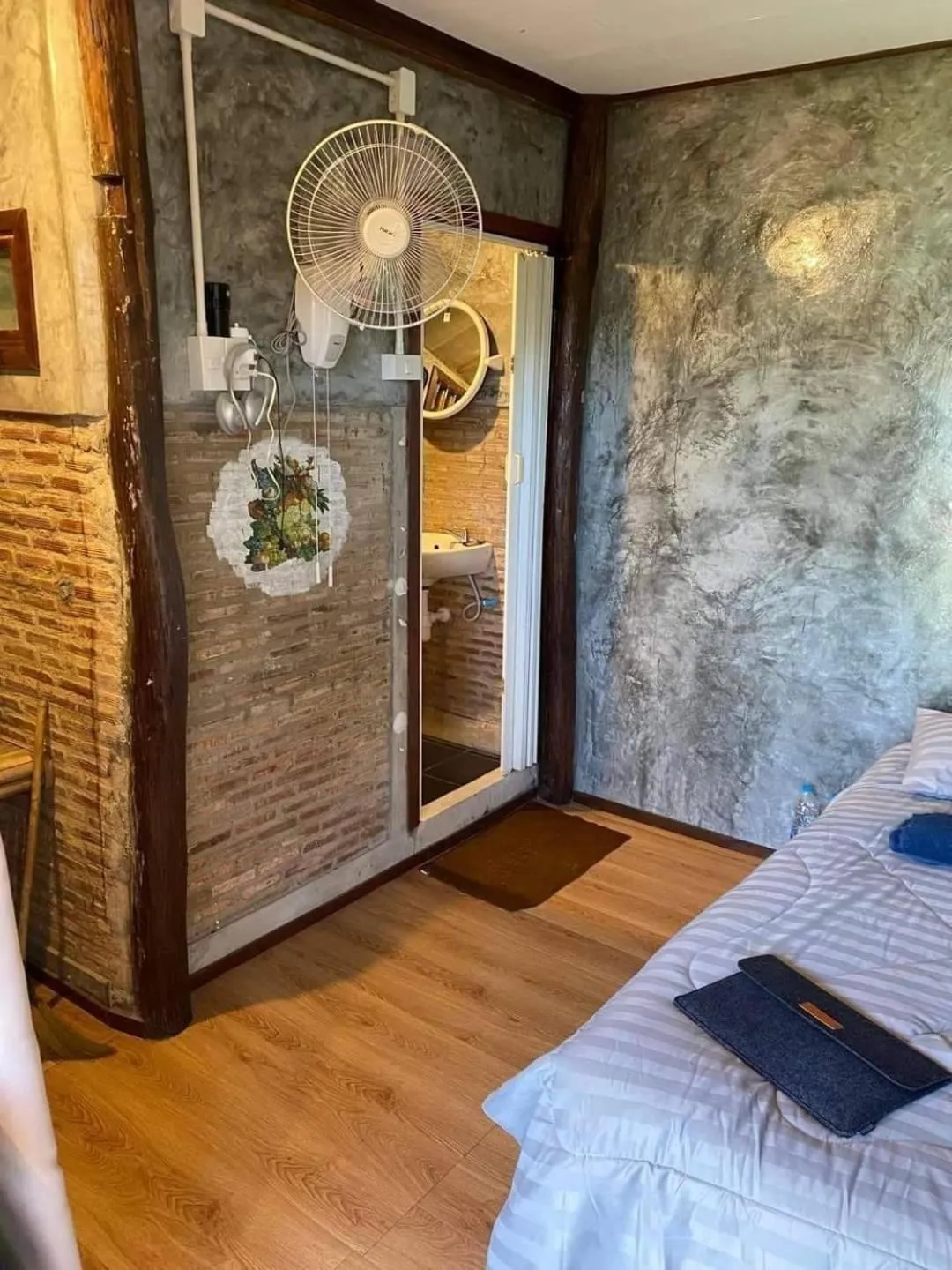 Shower in The Ngam Kho Resort