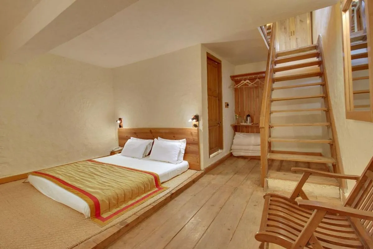 Bed in Eco Lodge Chevron