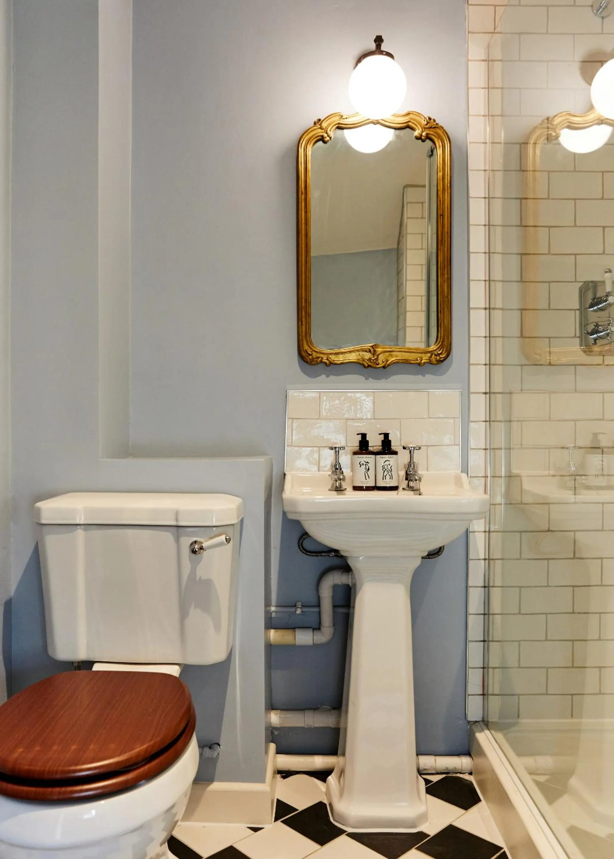 Bathroom in The Sherborne Arms