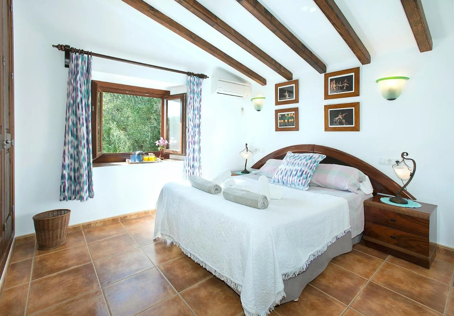 Other, Bed in Can Reus by Vintage Travel