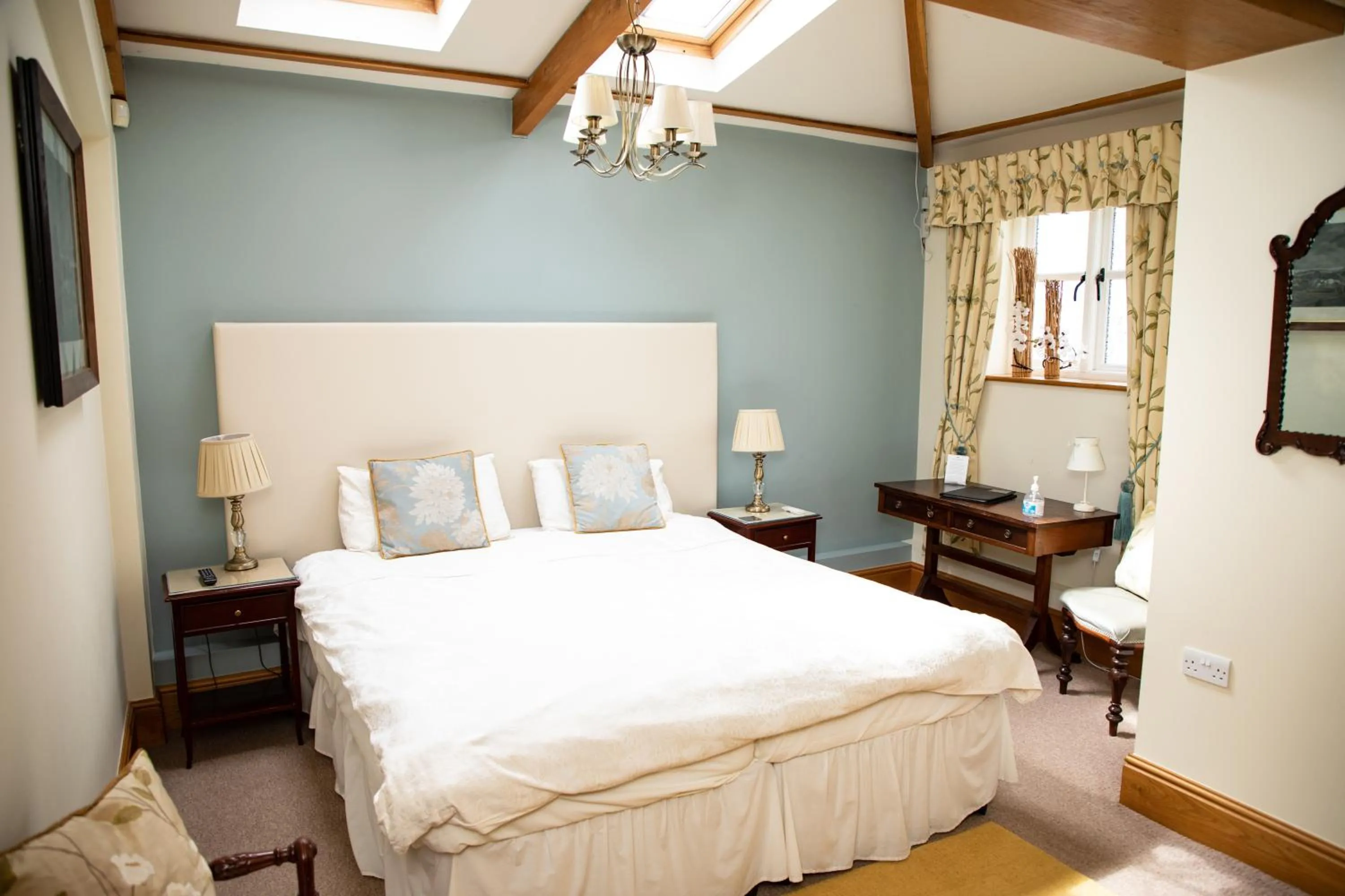 Bedroom, Bed in Mere Brook House