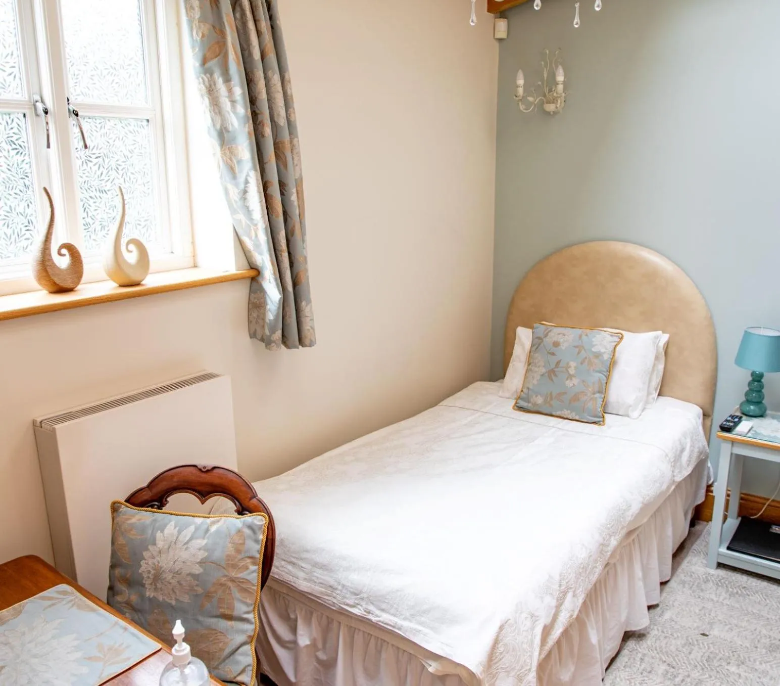 Bed in Mere Brook House