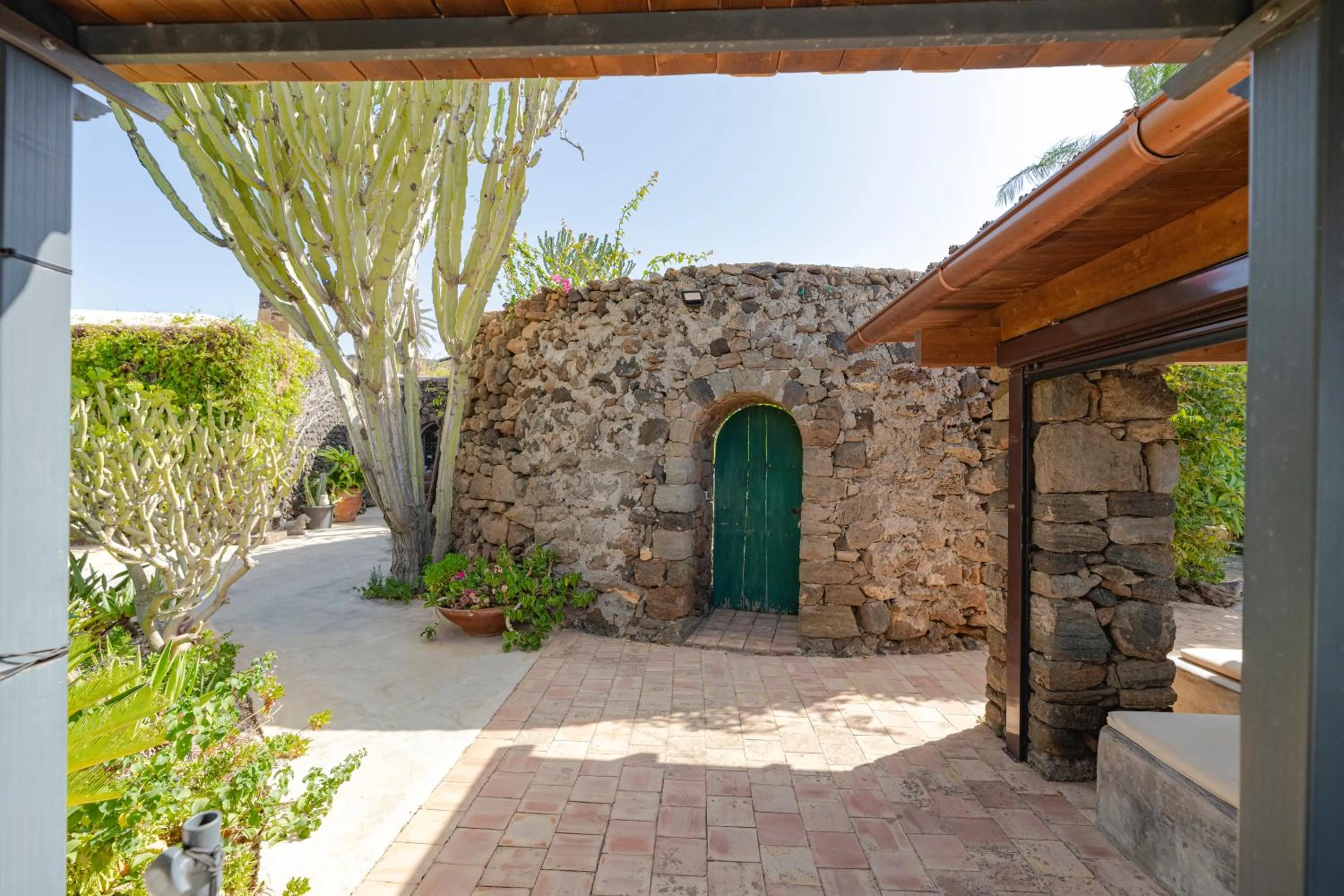 Garden in Don Mario B & B Five 5 Suites - adults only - no restaurant