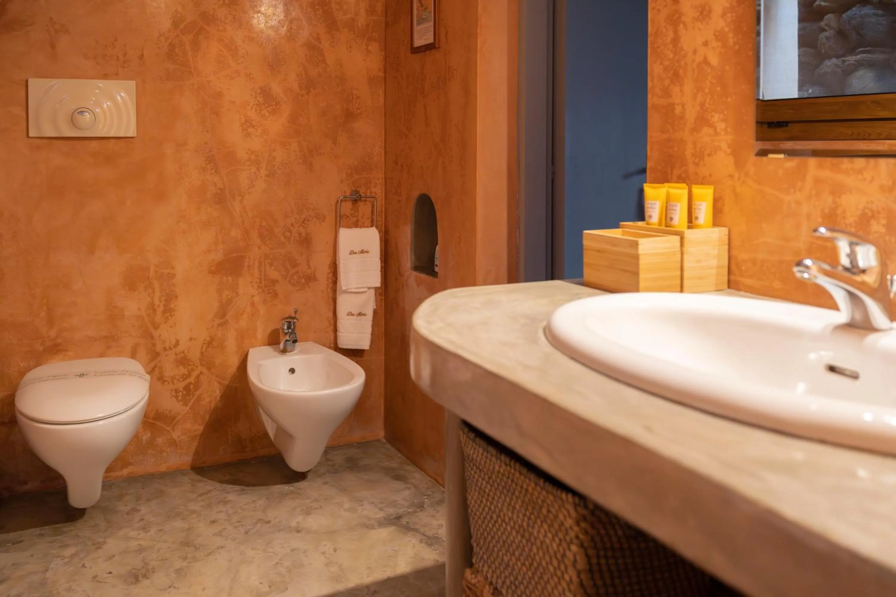 Shower in Don Mario B & B Five 5 Suites - adults only - no restaurant