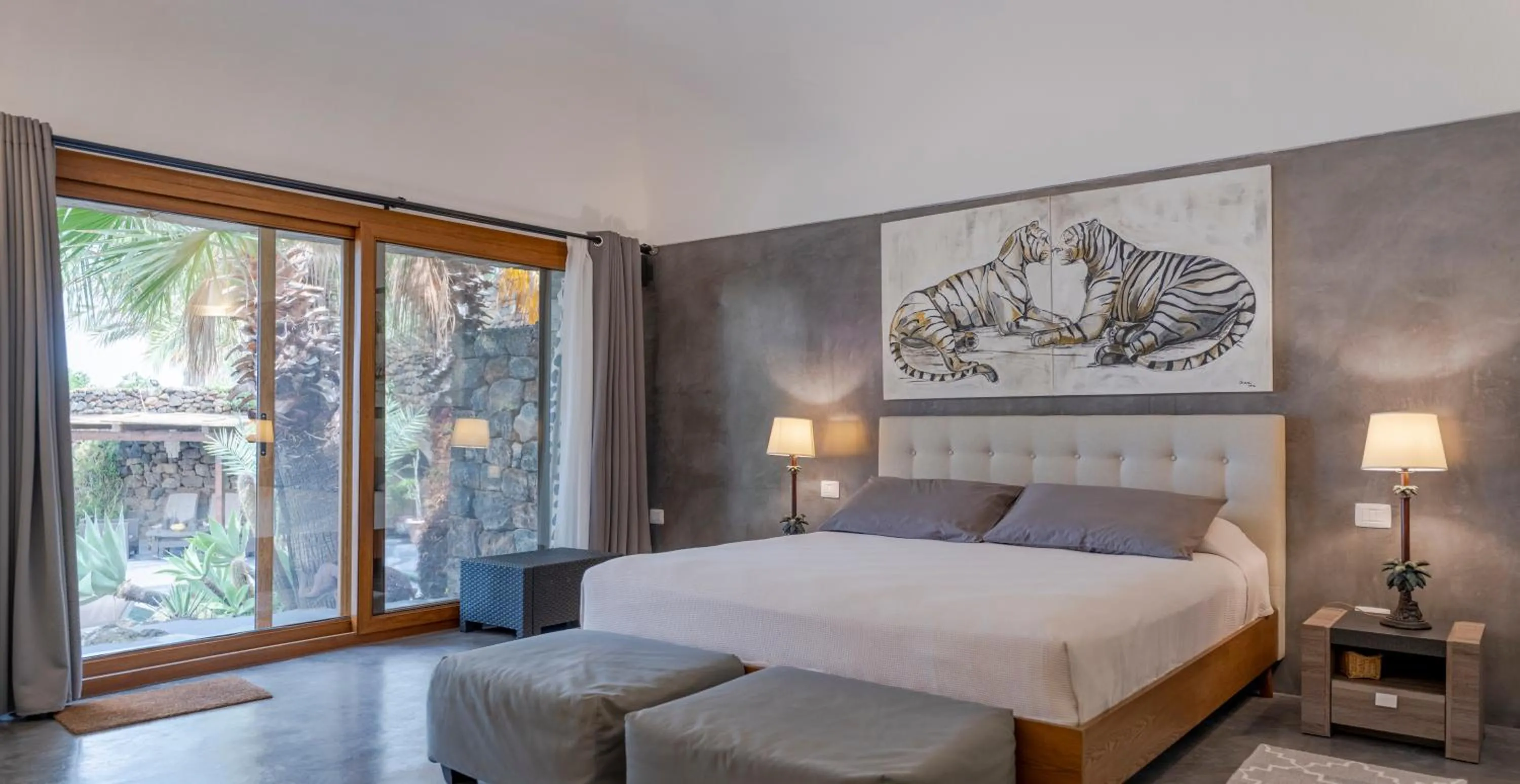 Bed in Don Mario B & B Five 5 Suites - adults only - no restaurant