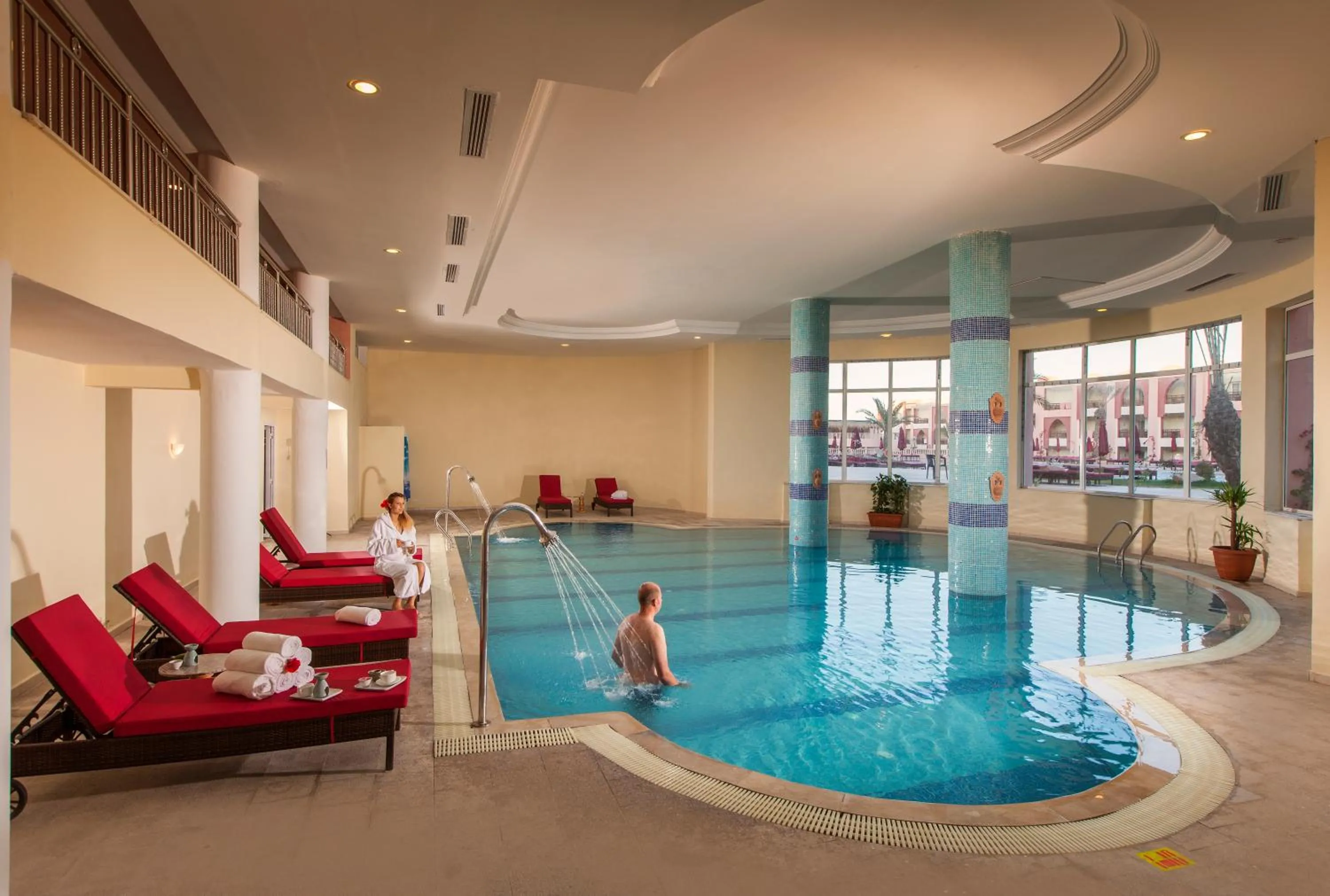 Swimming pool in Hotel & Club Lella Meriam