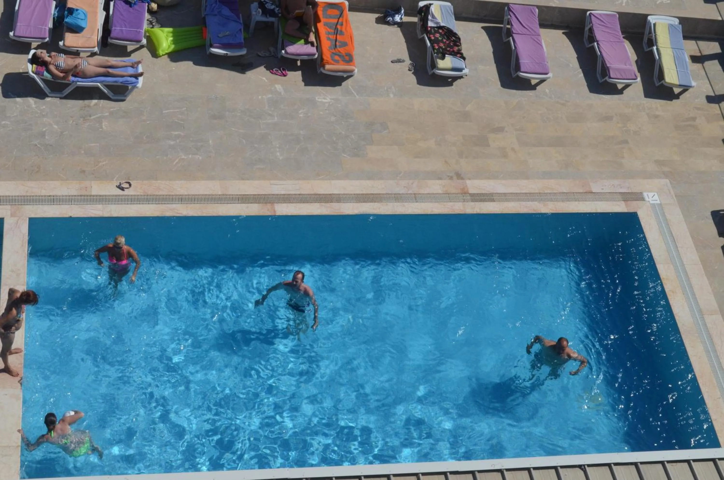 Swimming pool in Yasmin Hotel