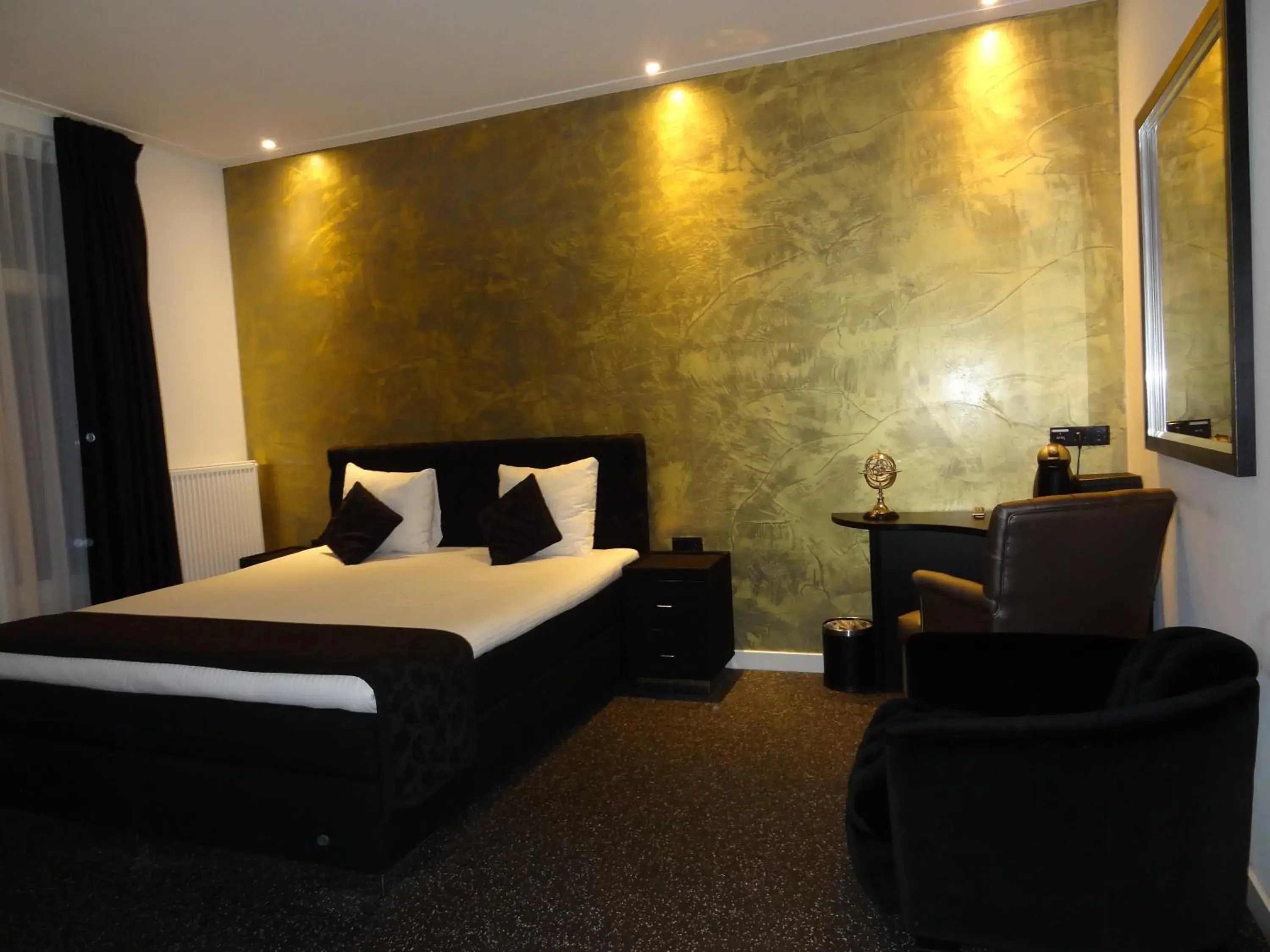 Bedroom, Bed in Sara's Boutique Hotel Bedroom, Bed in Sara's Boutique Hotel