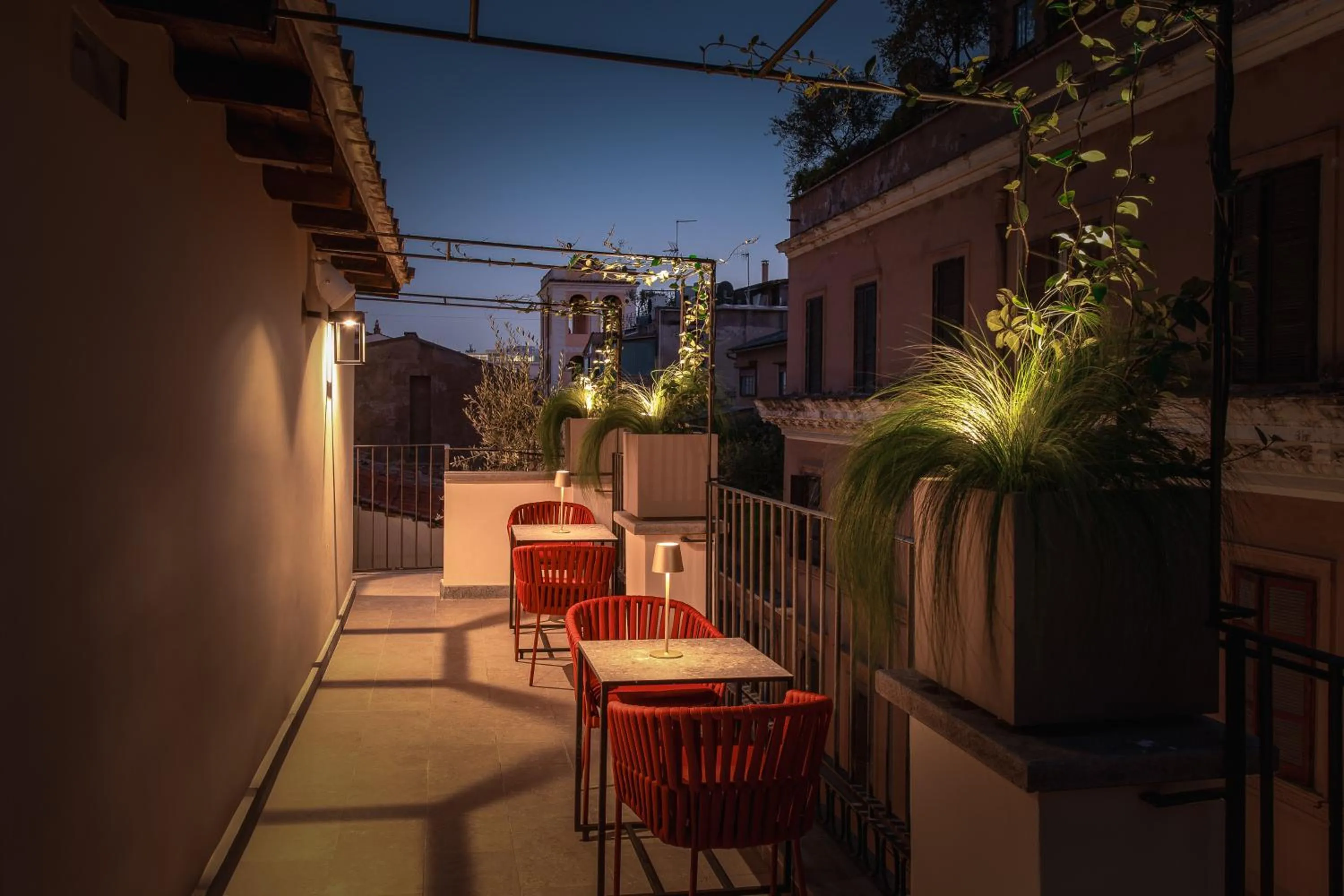 Night in THE STEPS Hotel - by Eitch Collection