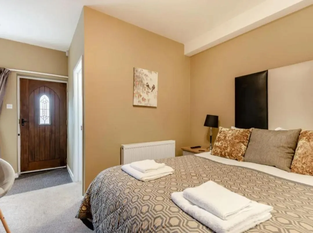 Bed in Curly Tail Accommodation