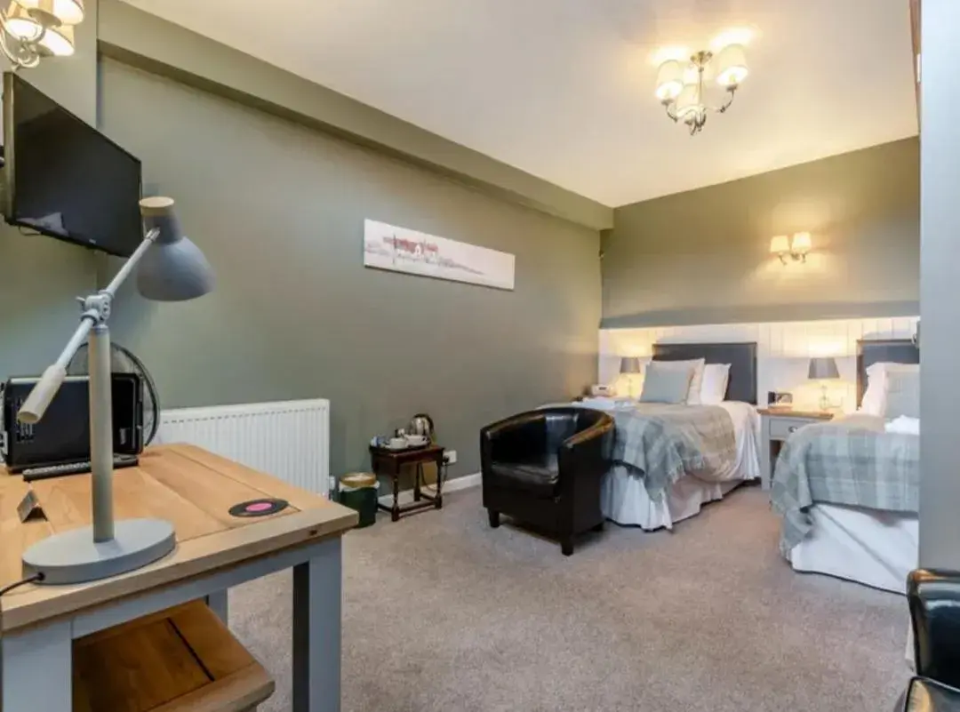 Twin Room in Curly Tail Accommodation Twin Room in Curly Tail Accommodation