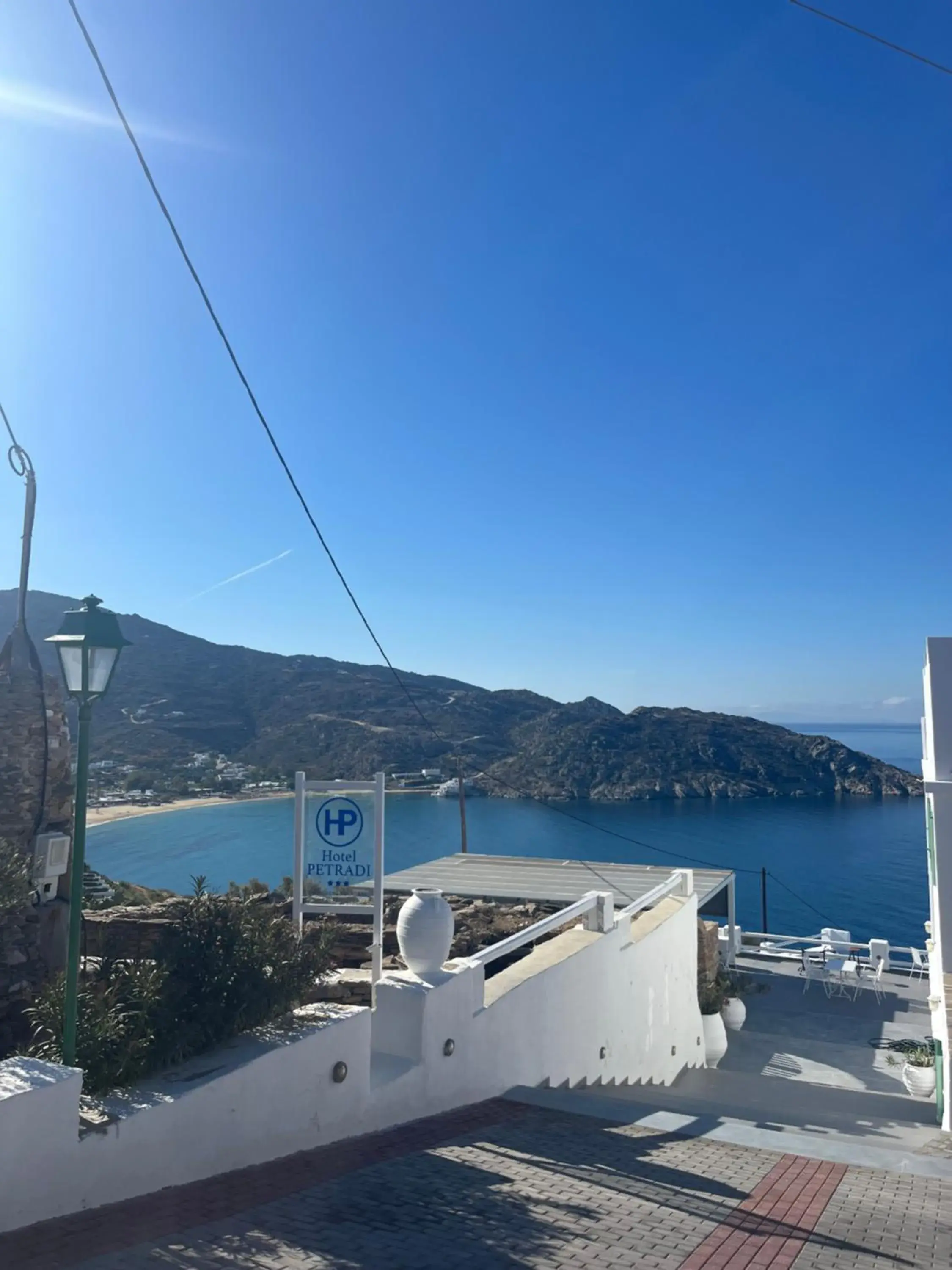 Property building in Hotel Petradi Property building in Hotel Petradi