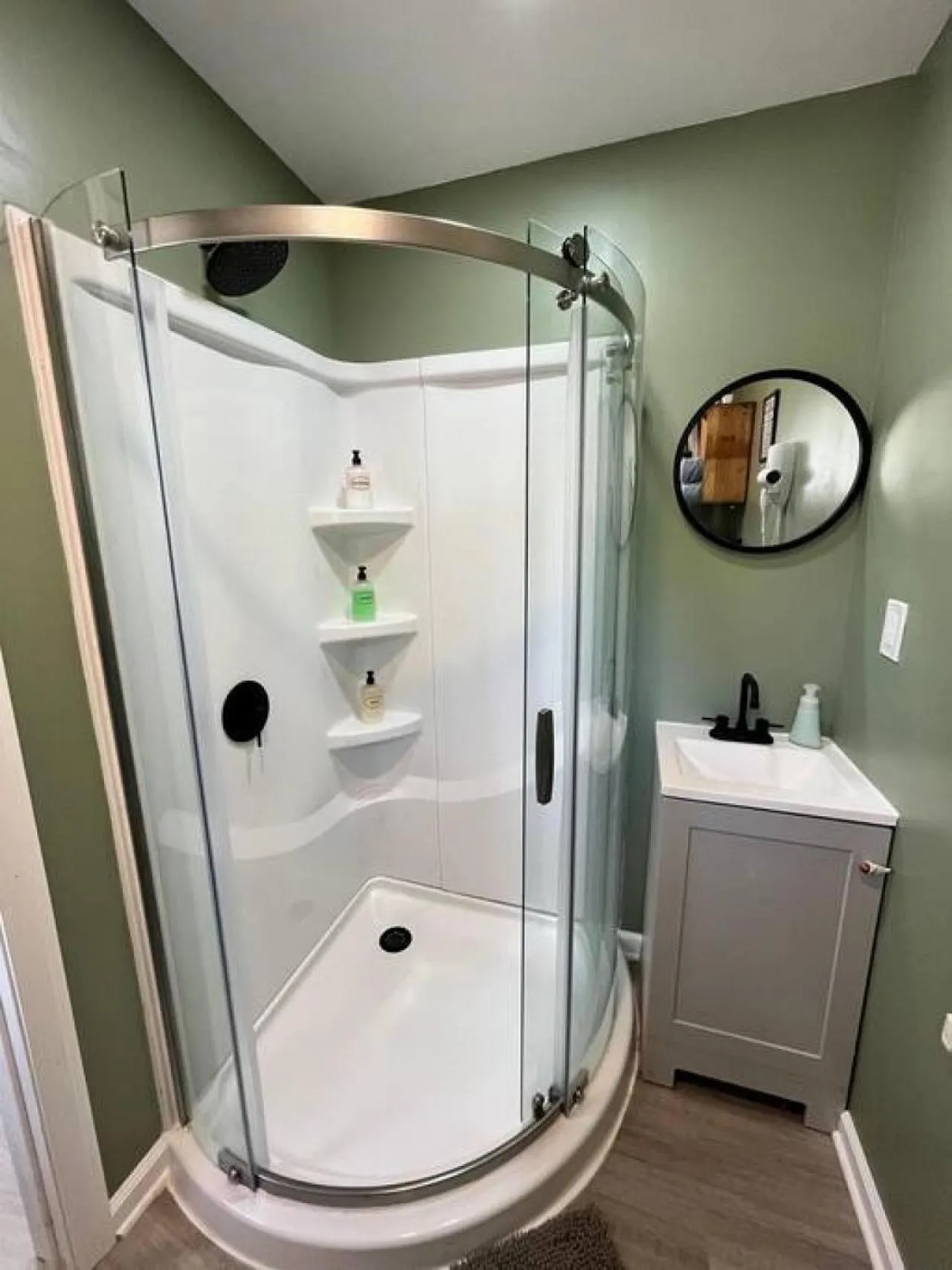 Bathroom in Wally's Cottage