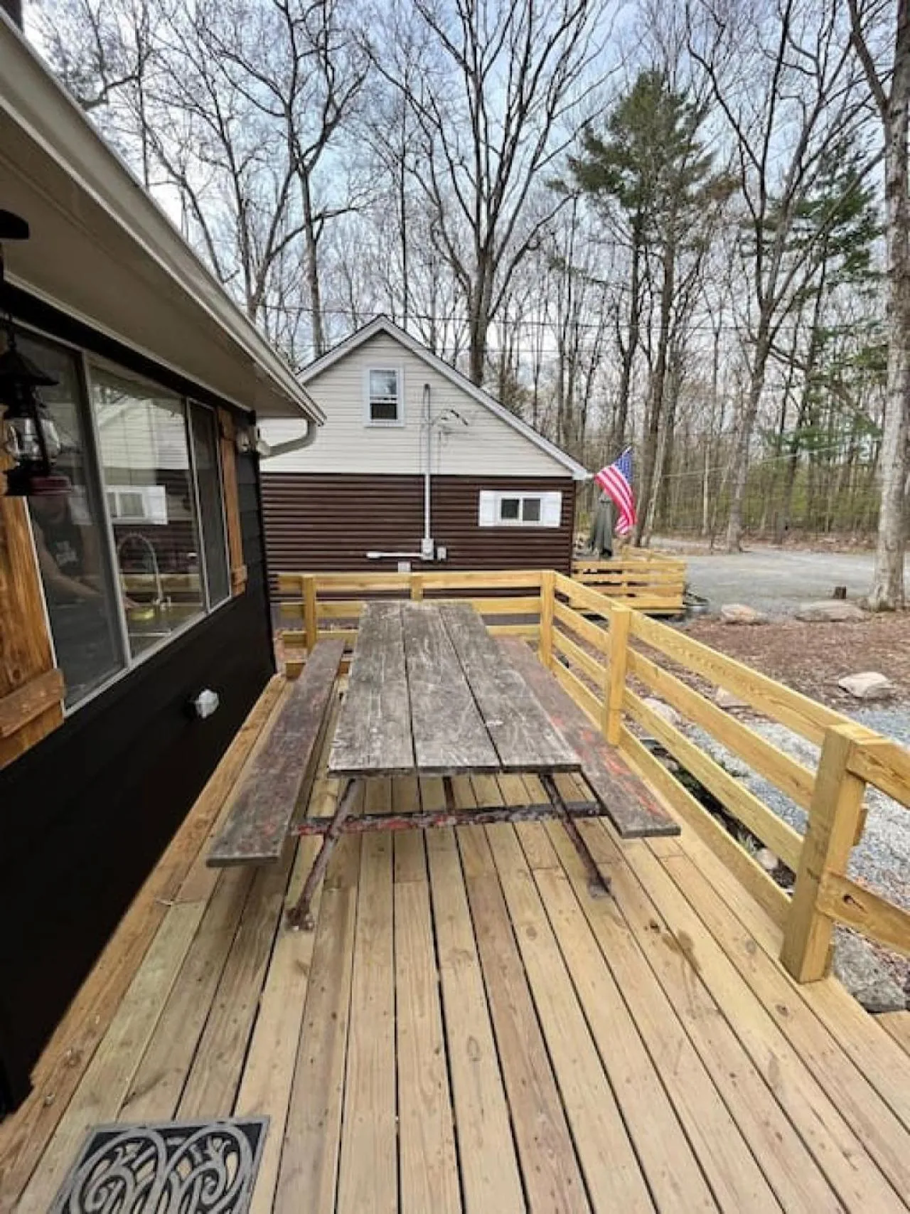 Property building in Wally's Cottage
