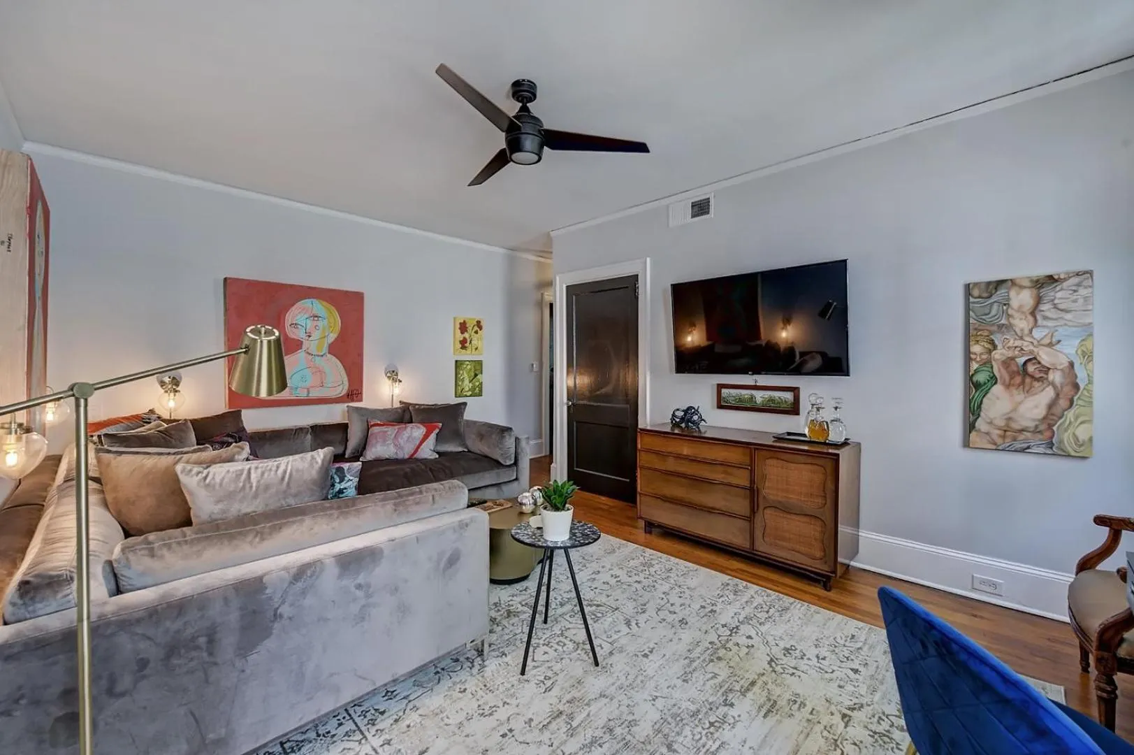 Bed in The Home Collection CLT: Lamar Avenue