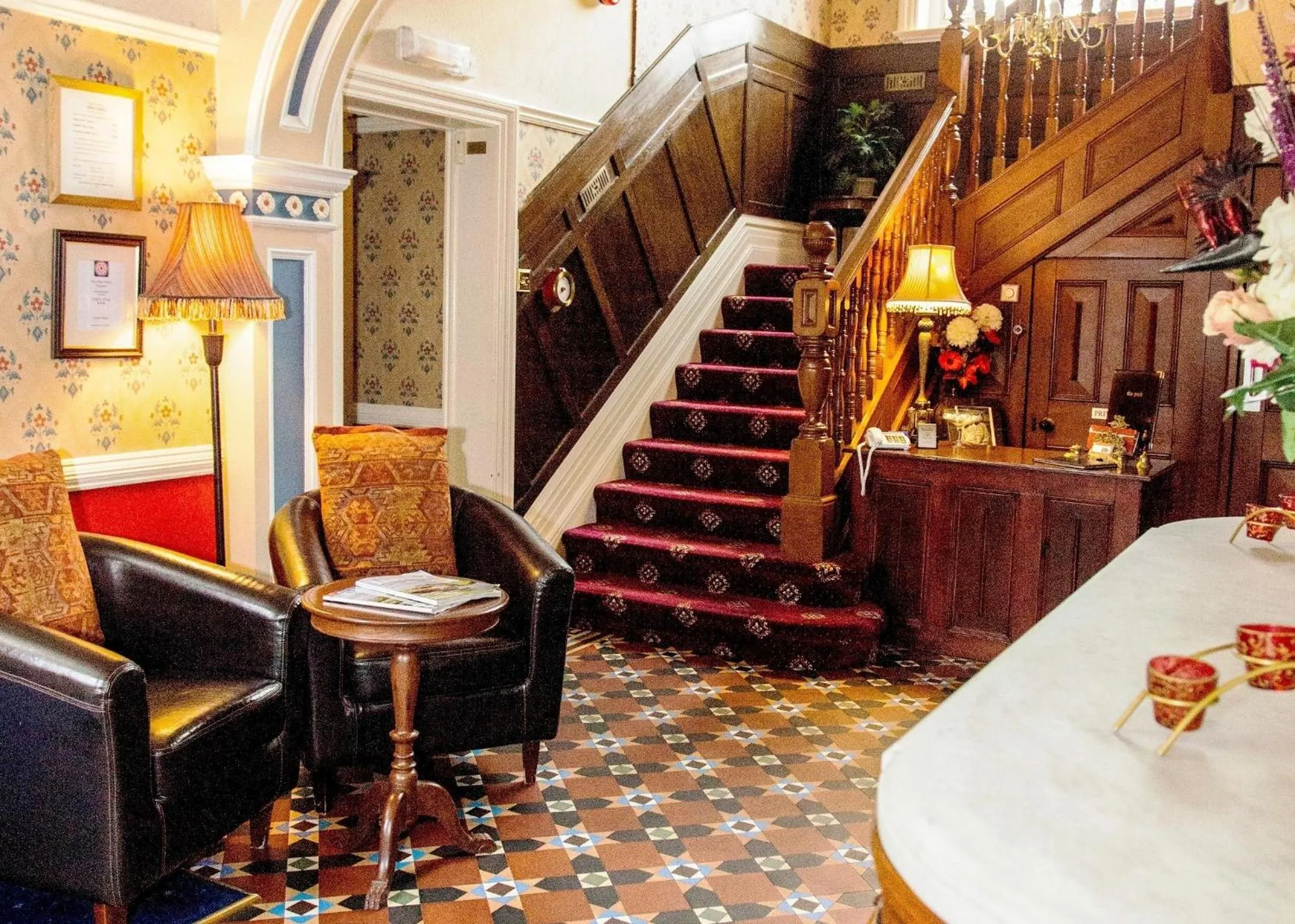 Facade/entrance in Trivelles Park Hotel