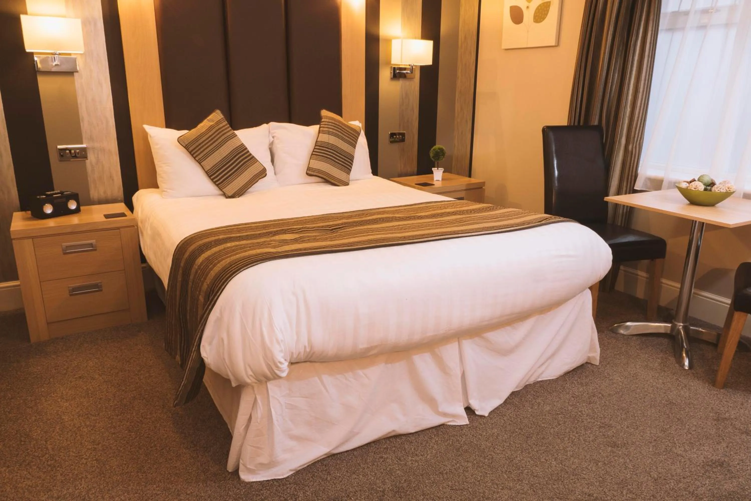 Bedroom, Bed in Trivelles Park Hotel