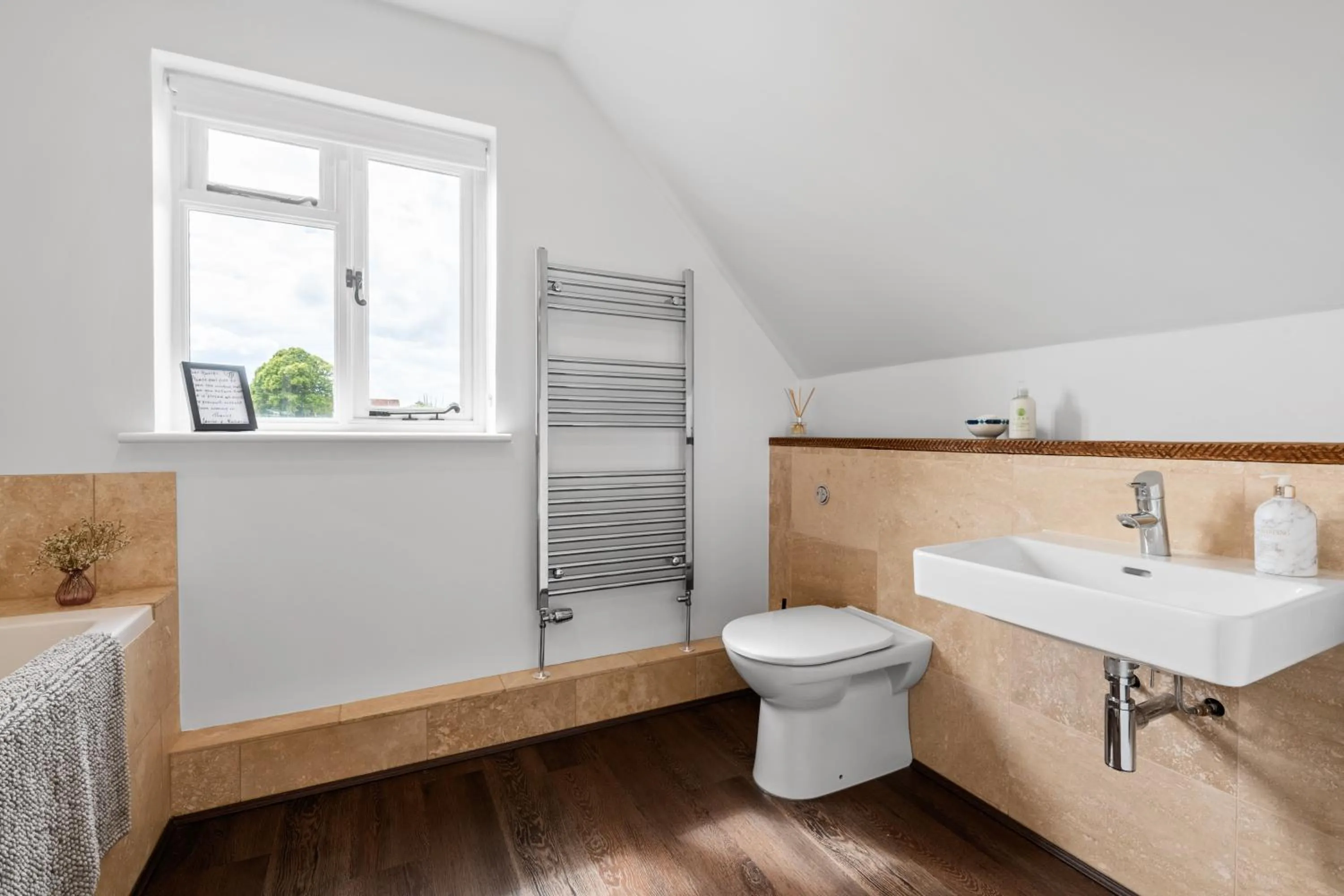 Bathroom in Attractive 2 storey, 2 bedroom barn in Long Melford