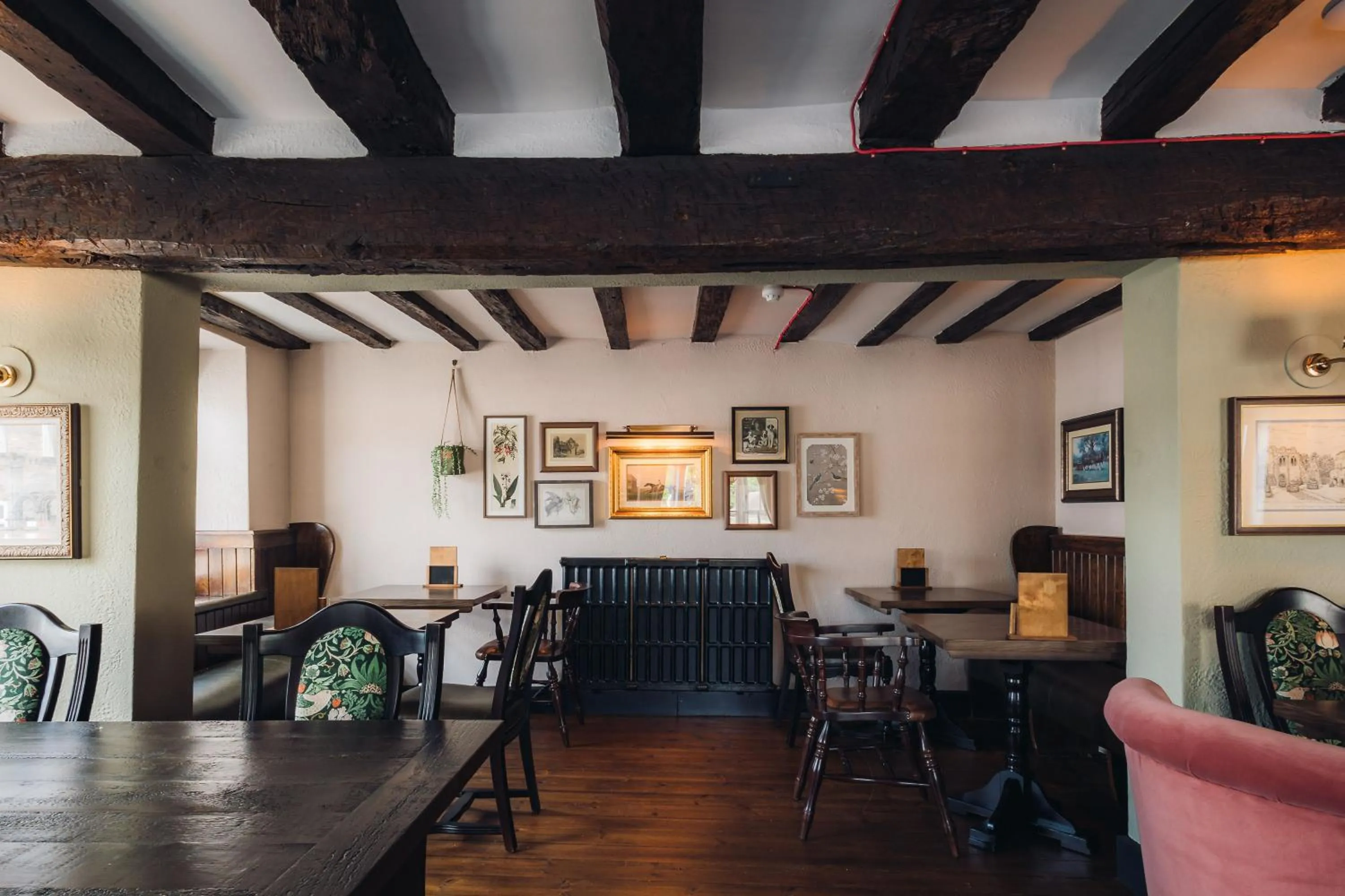 Restaurant/places to eat in Gaskell Arms