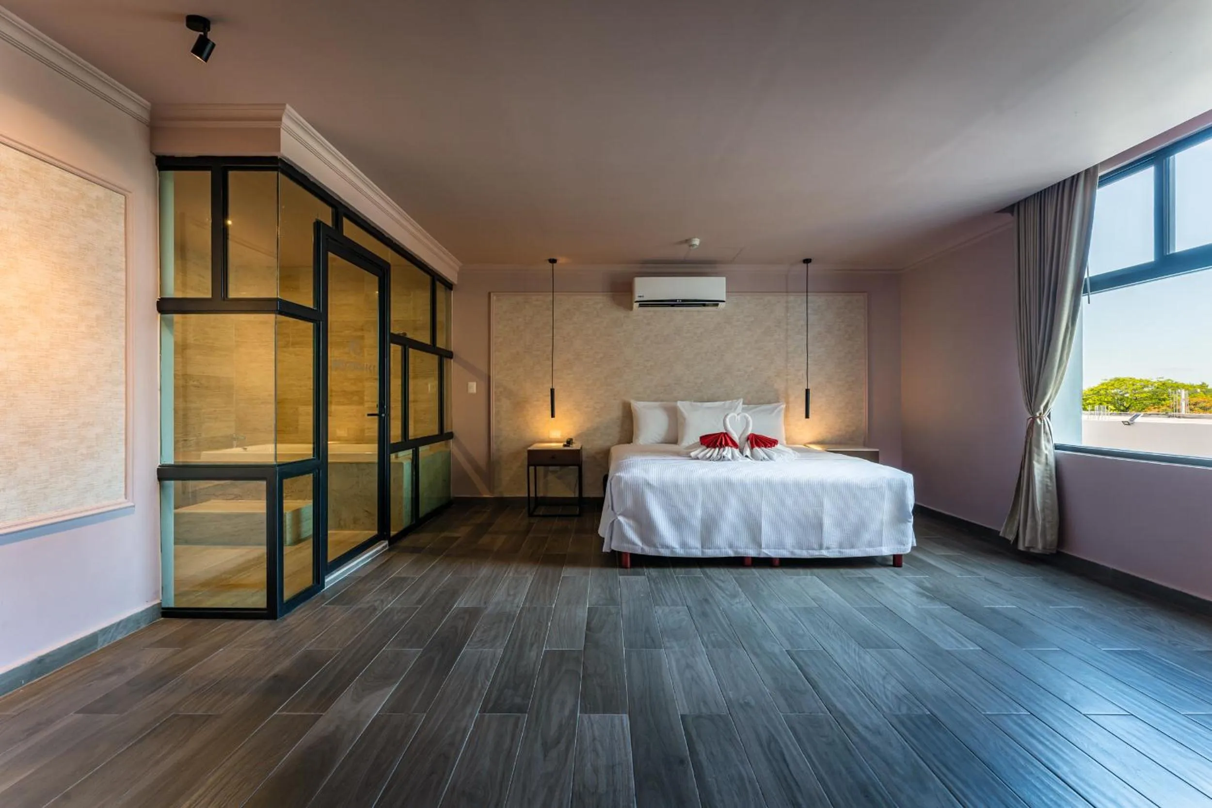 Photo of the whole room, Bed in Hotel MID Project