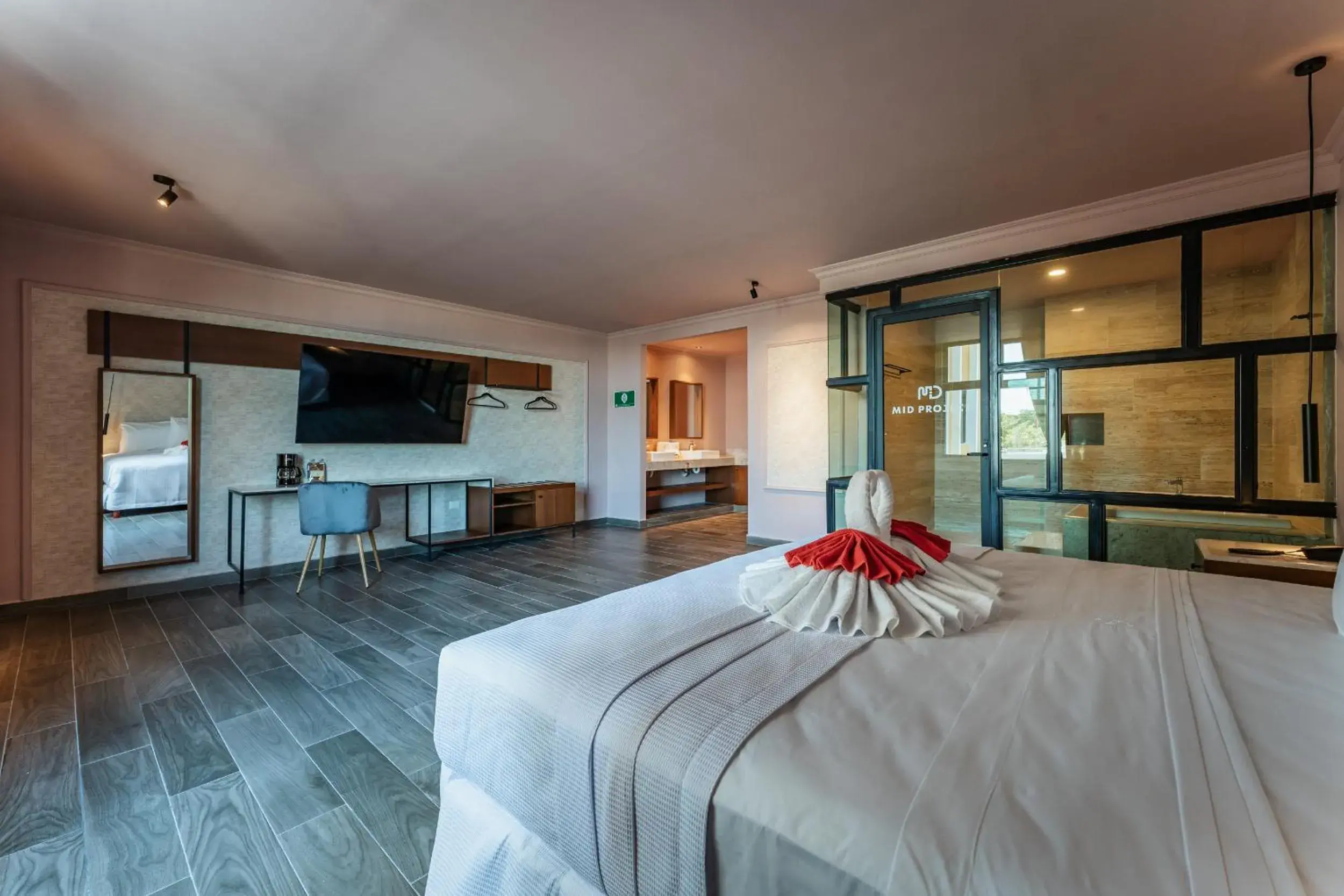 Deluxe Suite with Spa Bath in Hotel MID Project Deluxe Suite with Spa Bath in Hotel MID Project