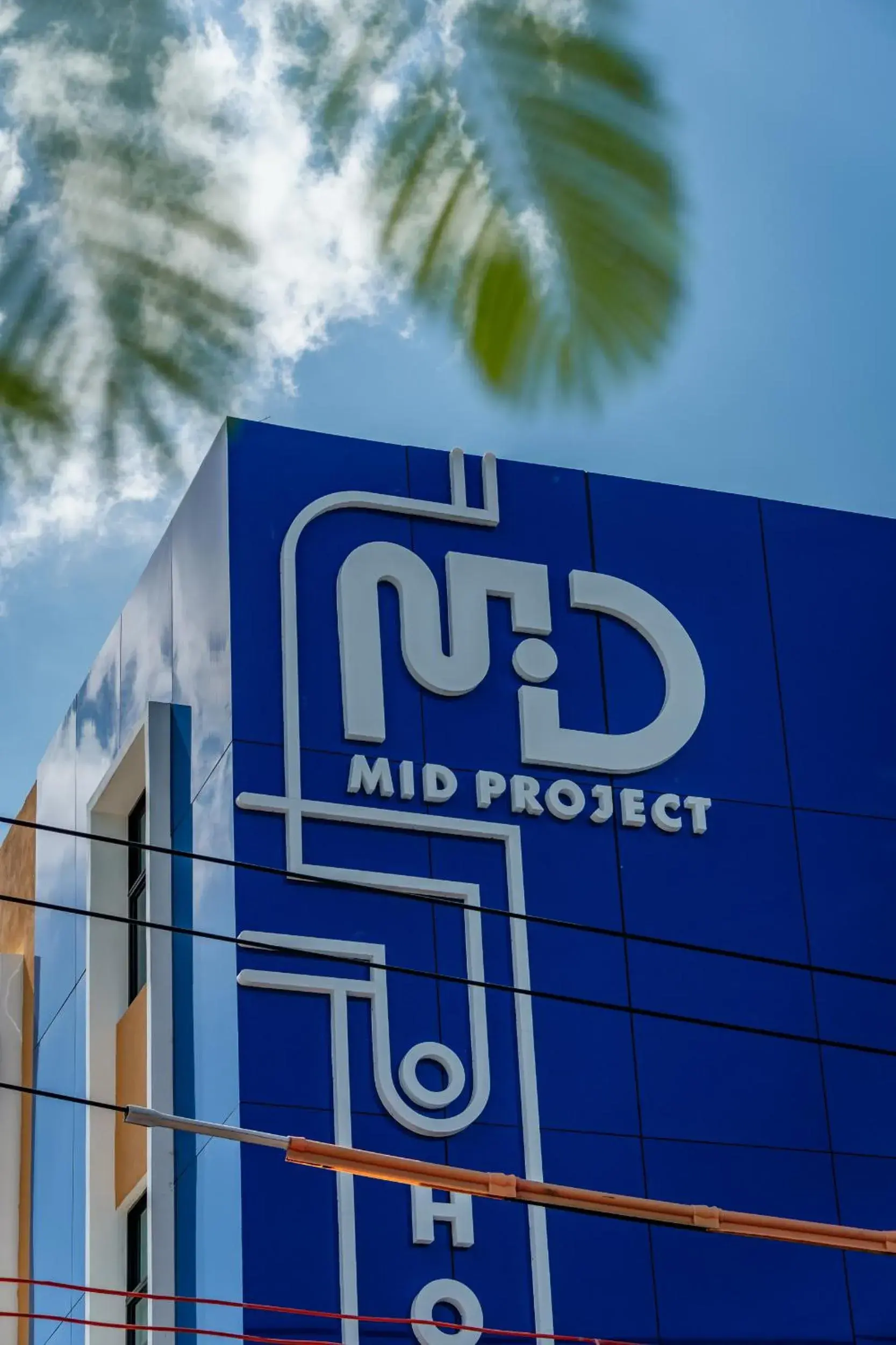 Facade/entrance in Hotel MID Project Facade/entrance in Hotel MID Project