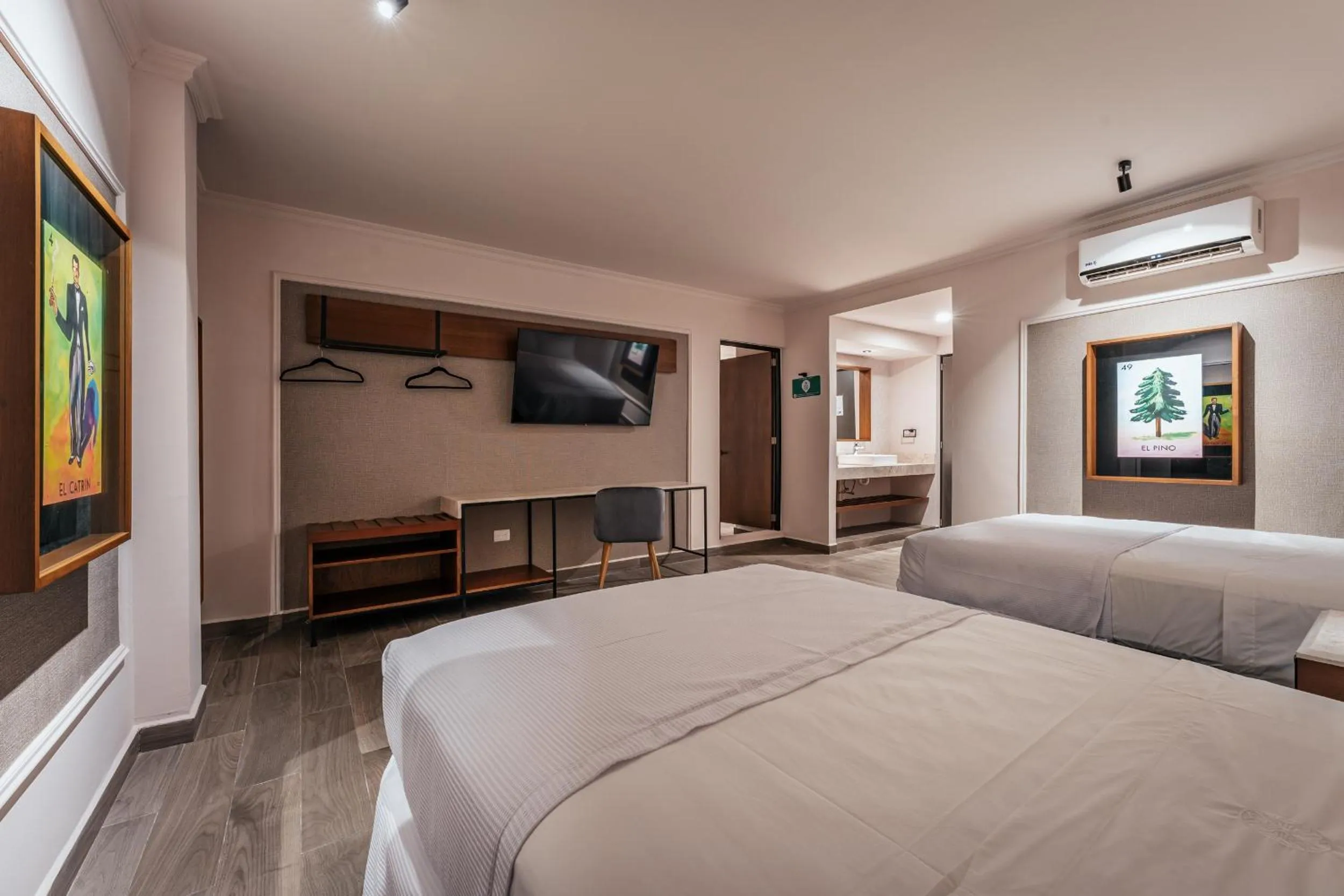 Photo of the whole room, Bed in Hotel MID Project