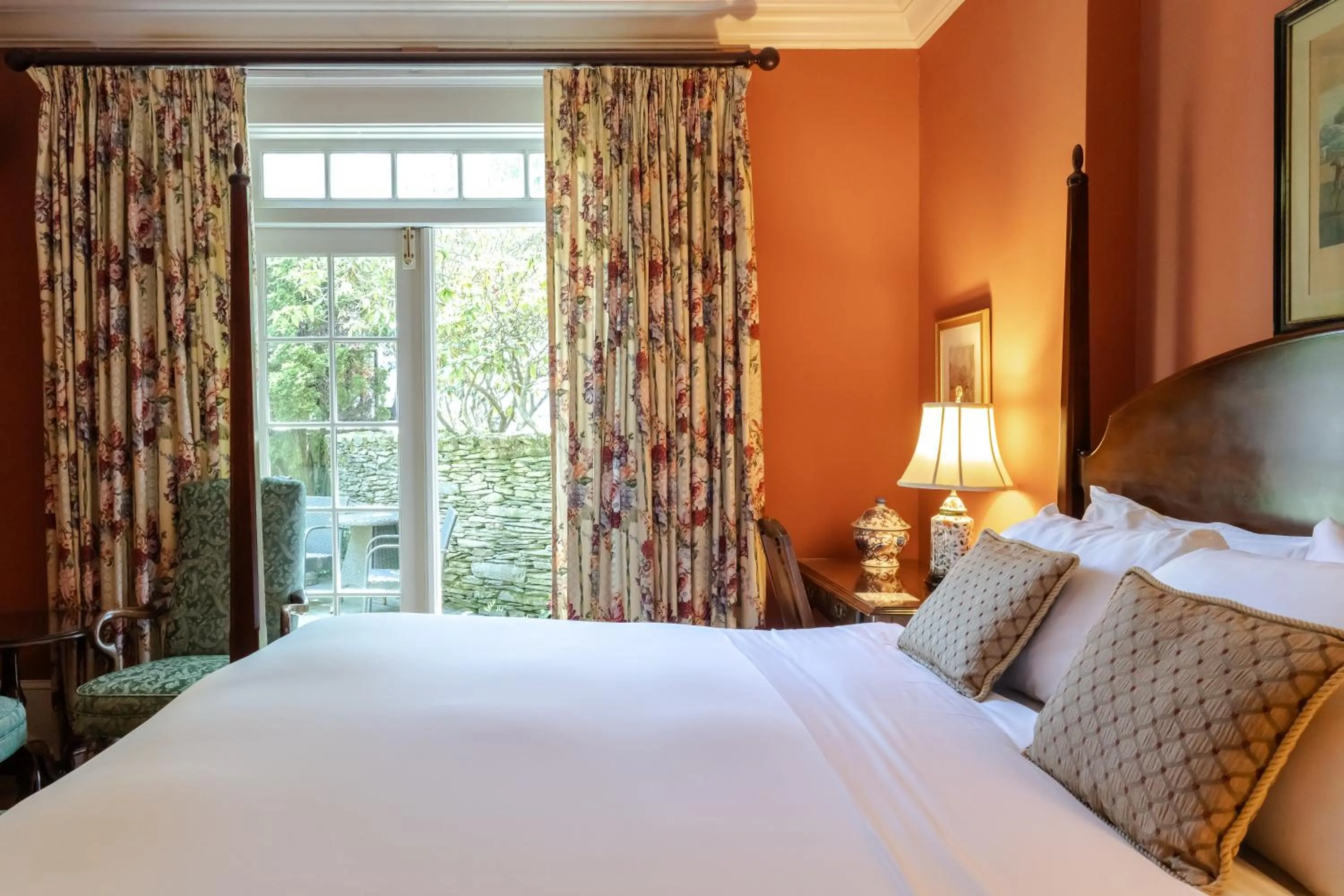 Patio, Bed in Francis Malbone House