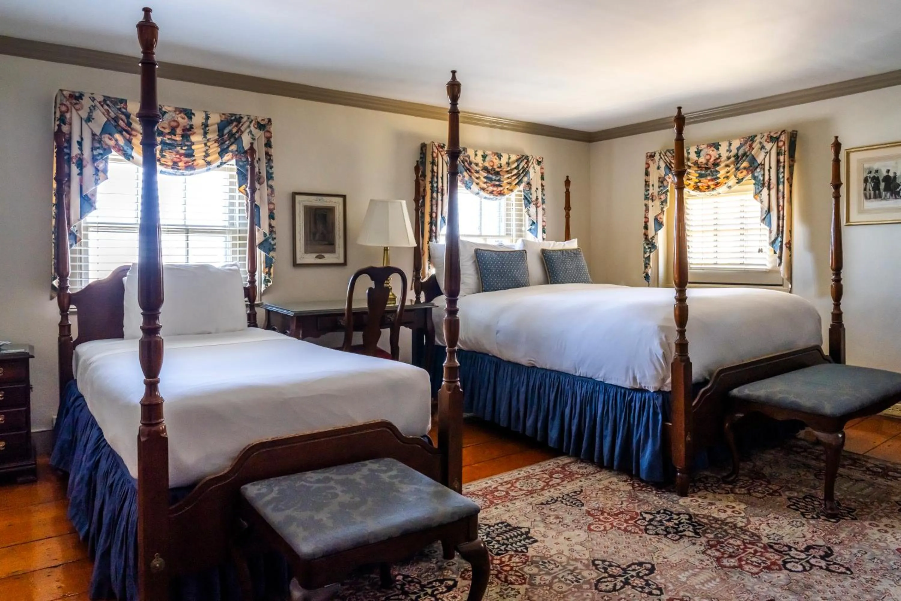 Bed in Francis Malbone House