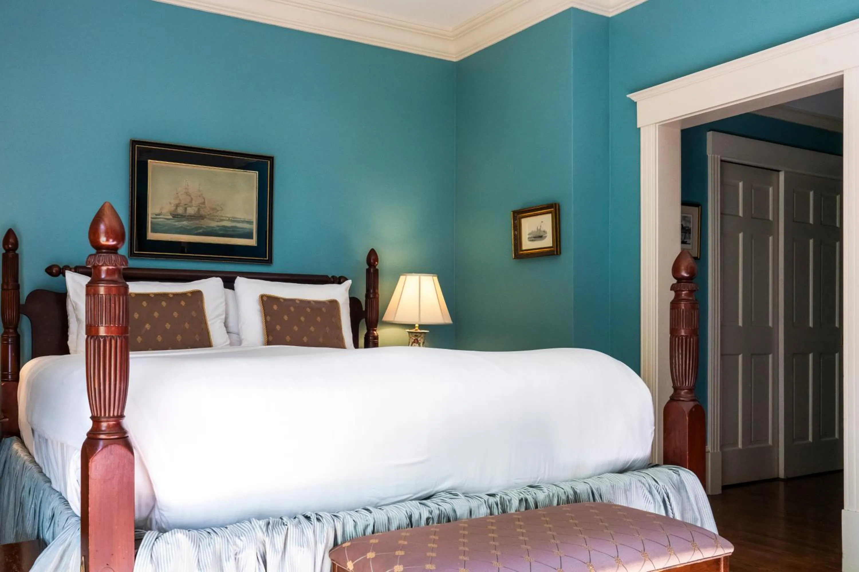 Bedroom, Bed in Francis Malbone House