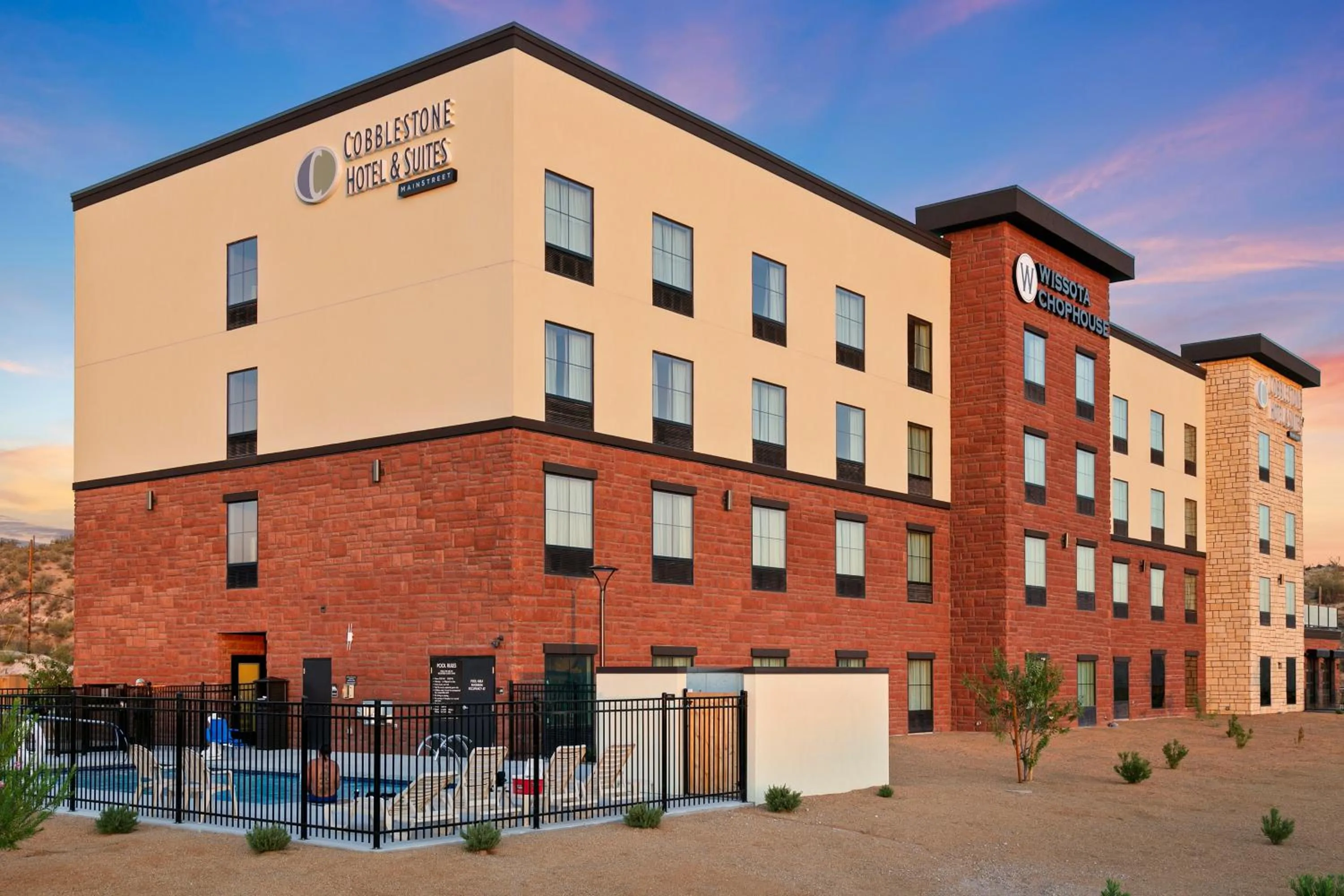 Cobblestone Hotel & Suites - Wickenburg