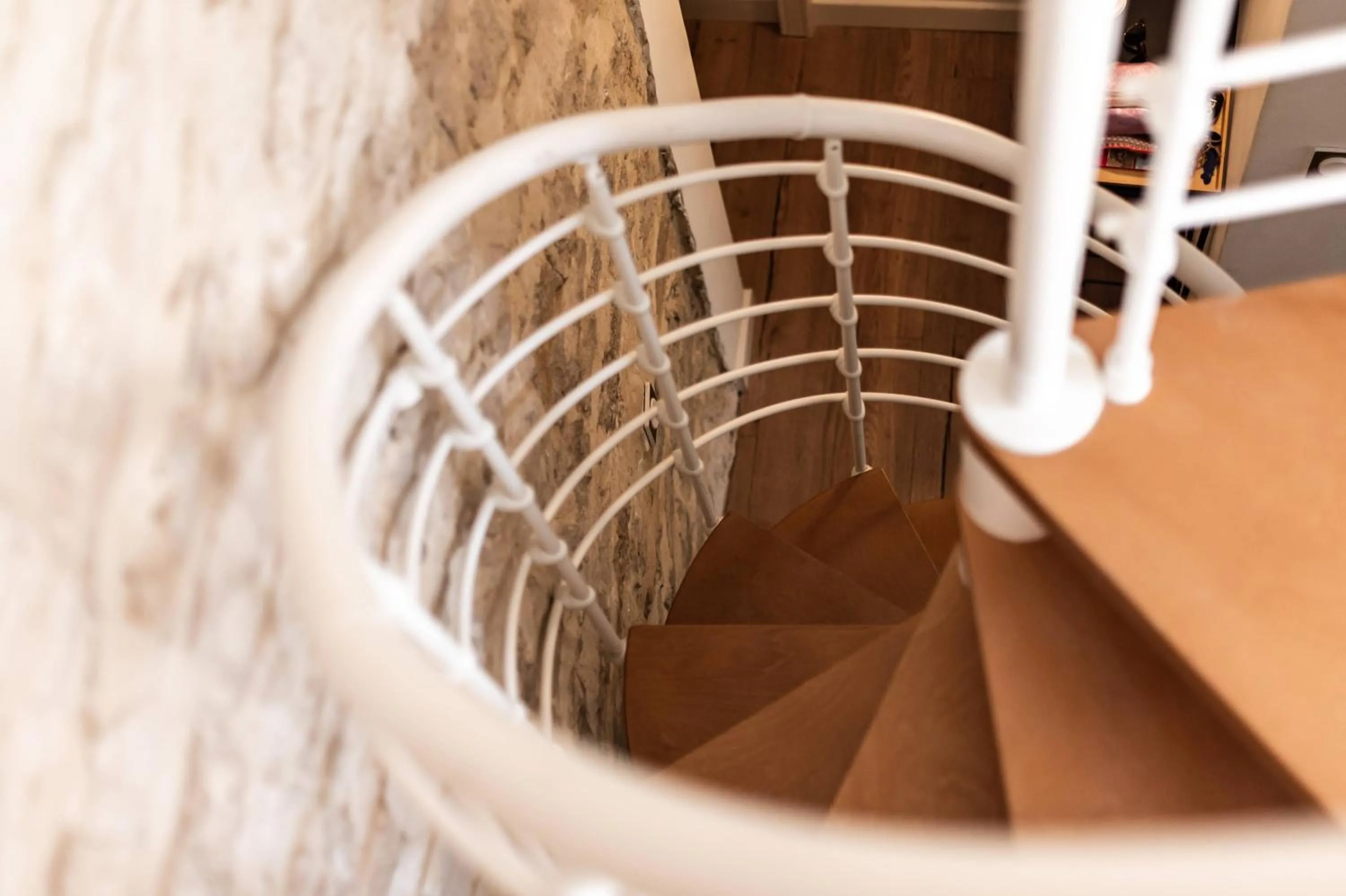 Duplex à 2 min des arènes et de la maison carrée