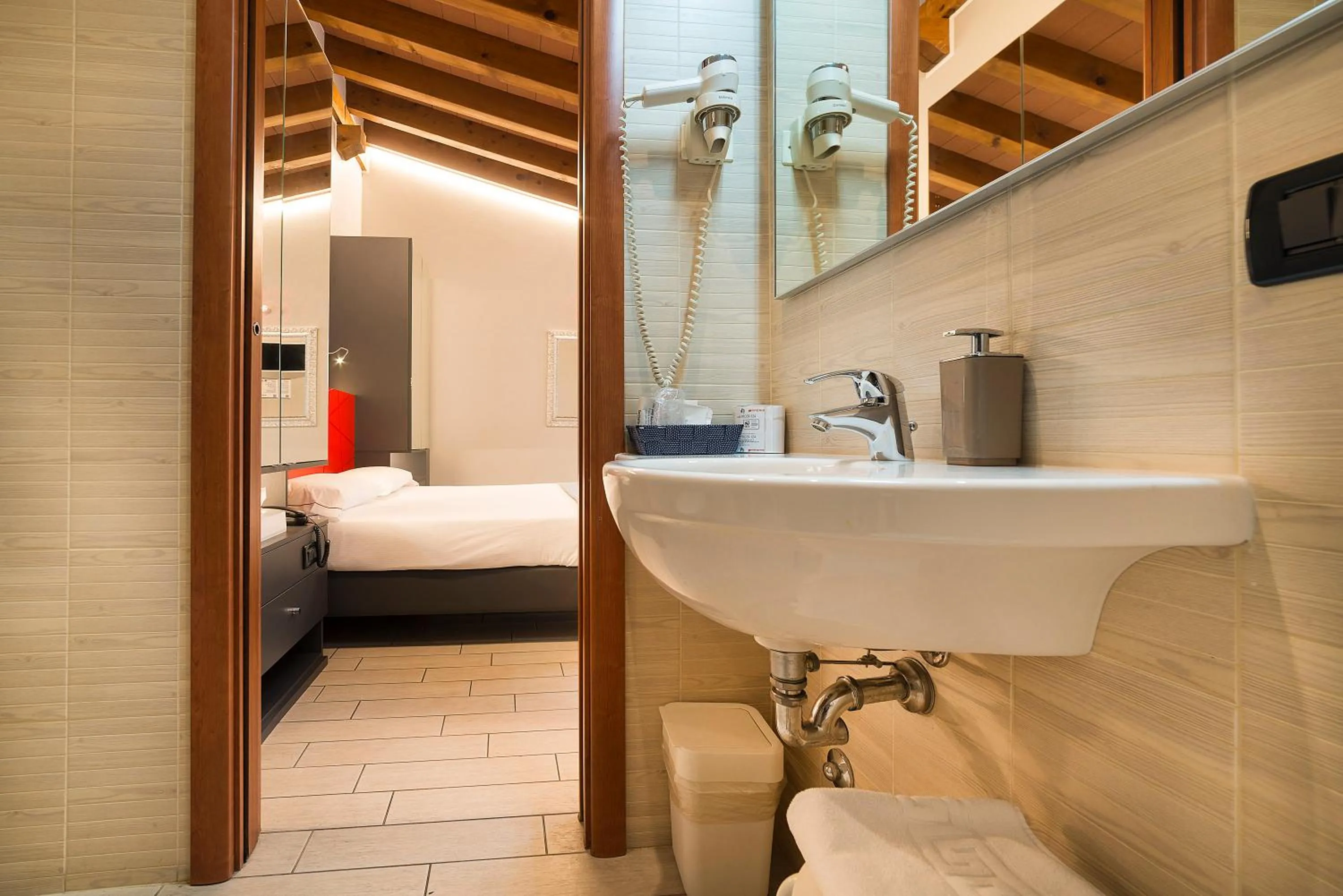 Decorative detail, Bed in Hotel Fontana Verona