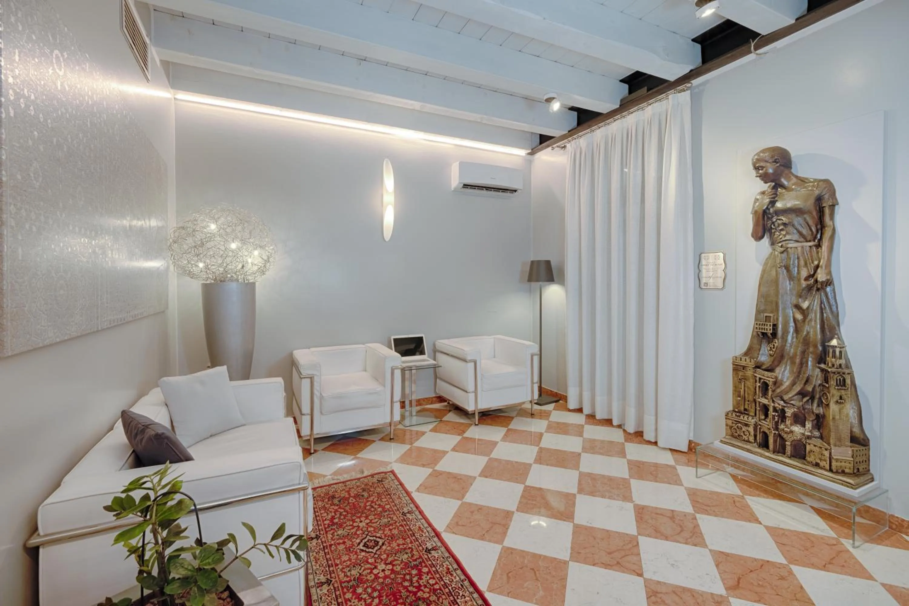 Lobby or reception in Hotel Fontana Verona