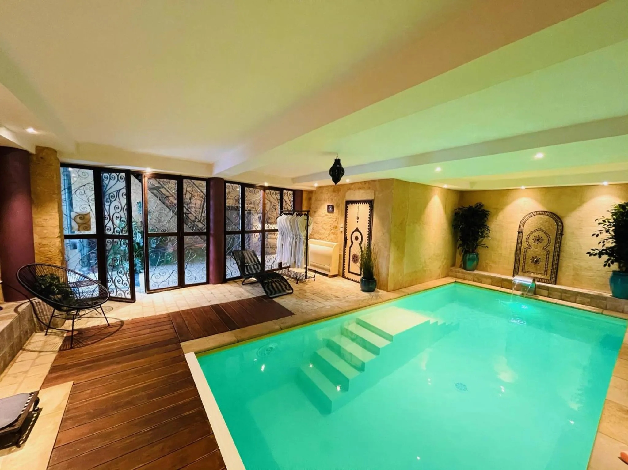 Swimming pool in Le Clos Des Anges
