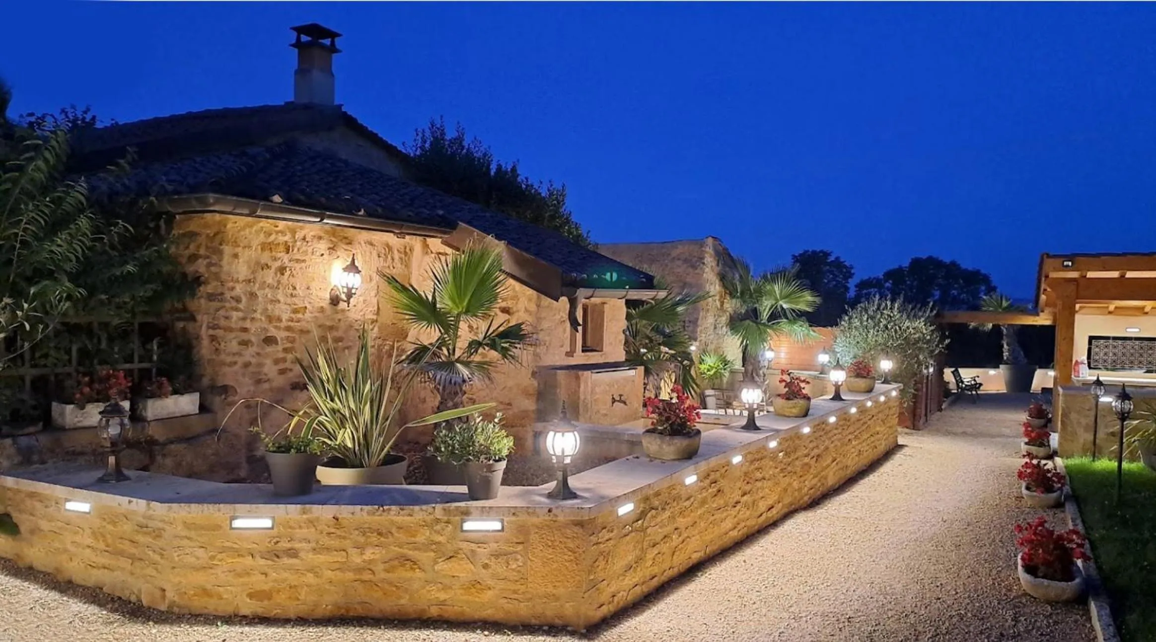 Night in Le Clos Des Anges