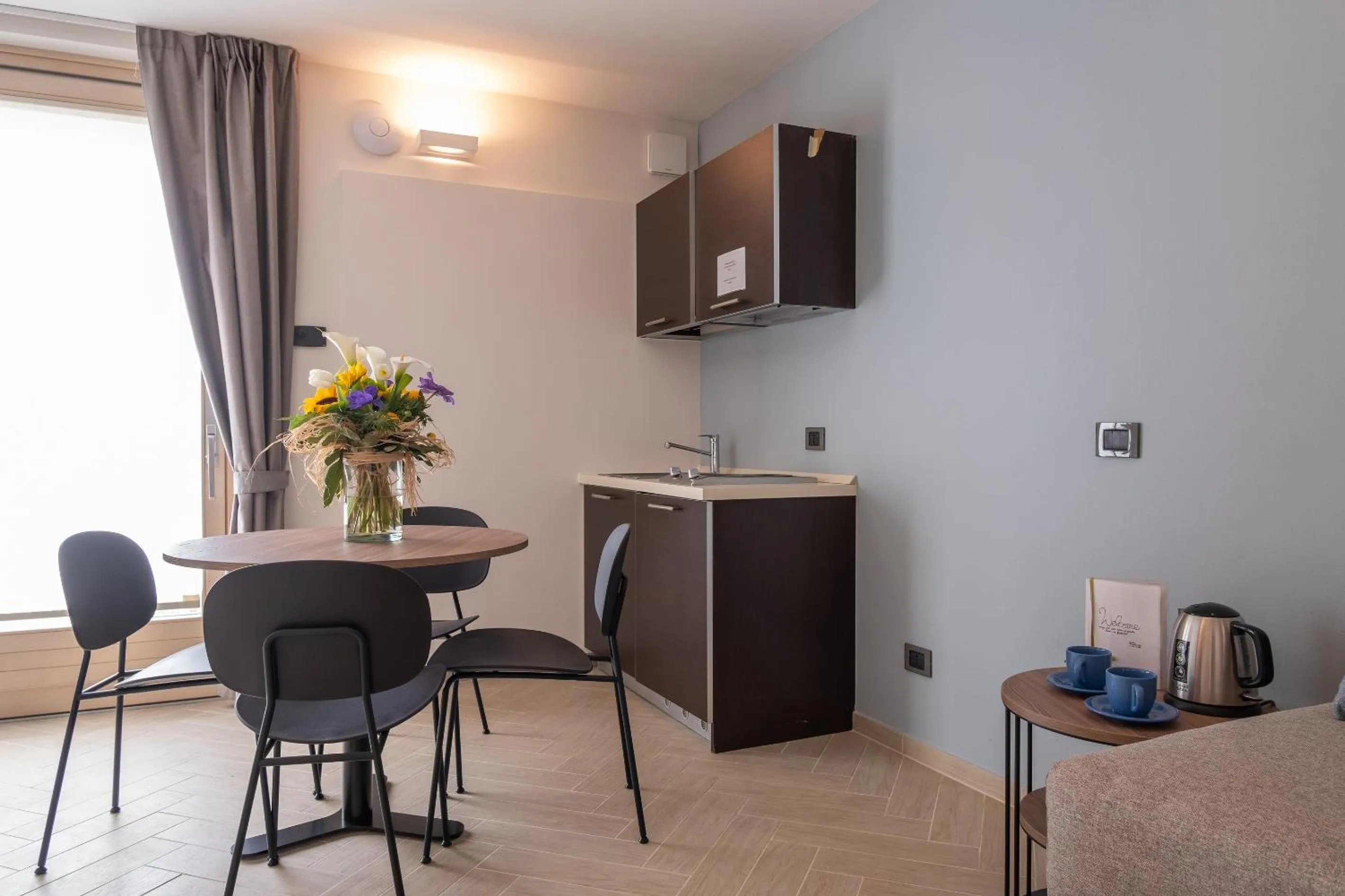 Kitchen or kitchenette in La Cipressina B&B