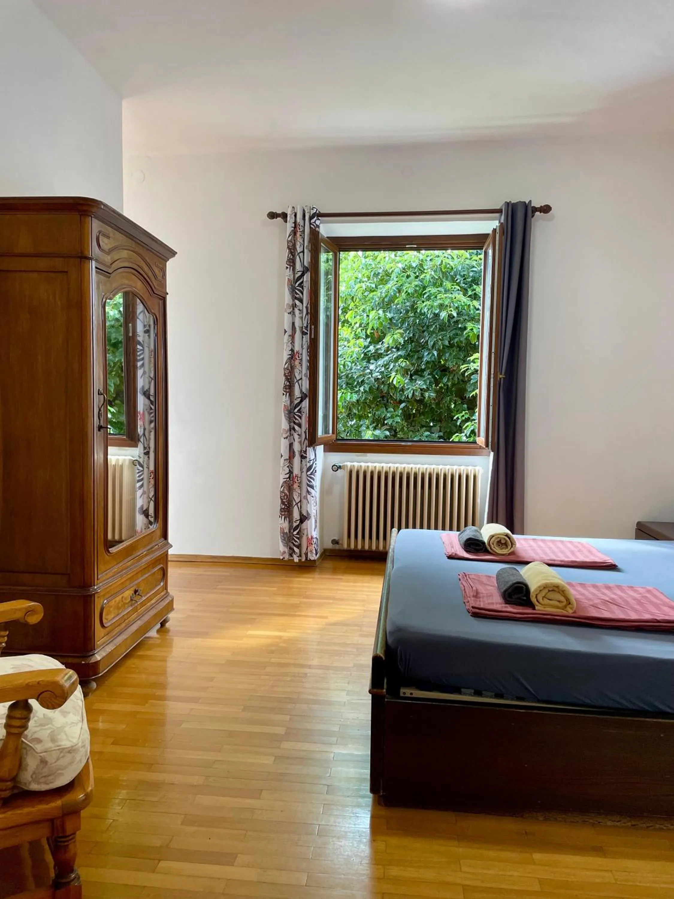 Bedroom, Bed in Villa Angelina